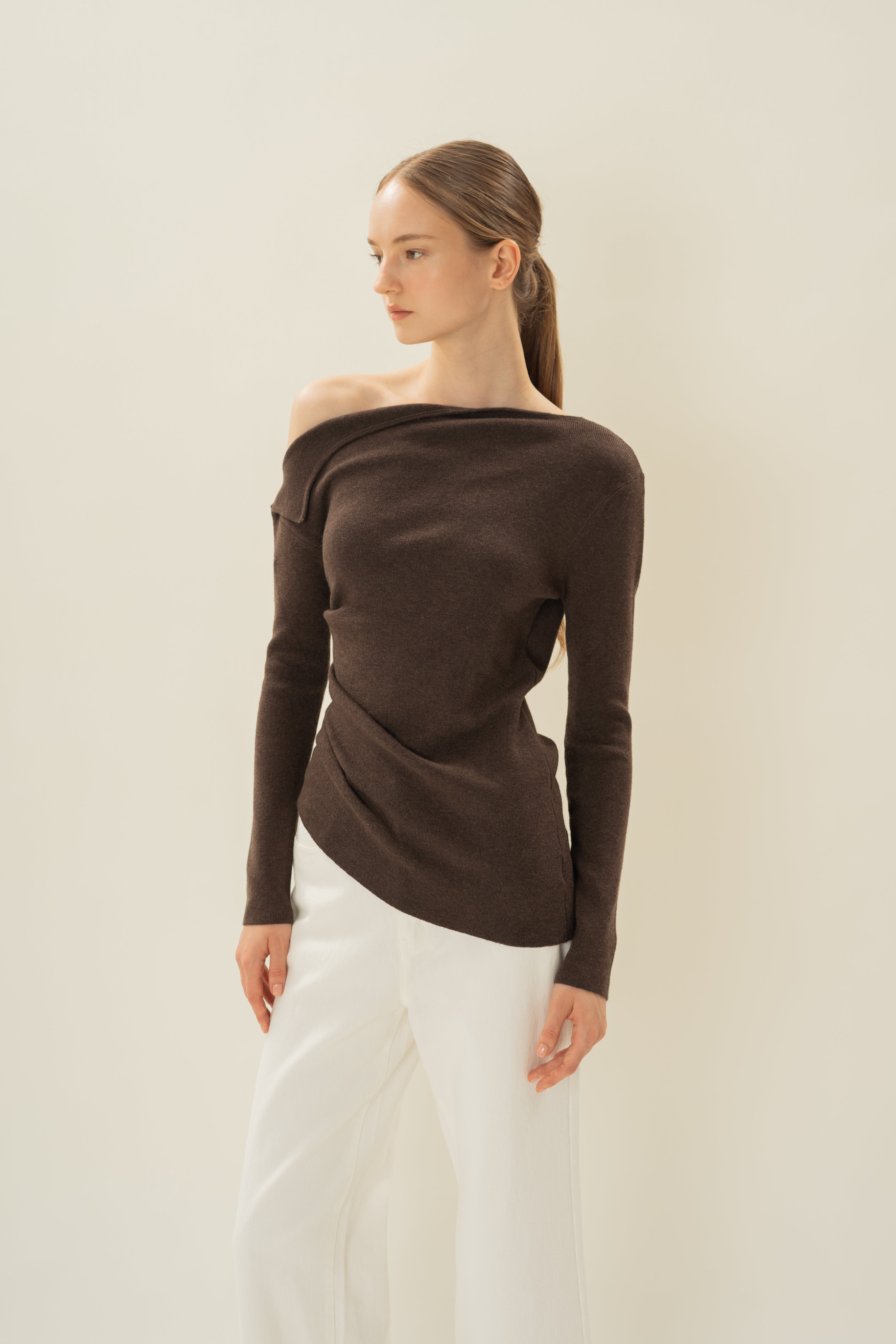 Foldover Neckline Long Sleeve Knit Top in Umber