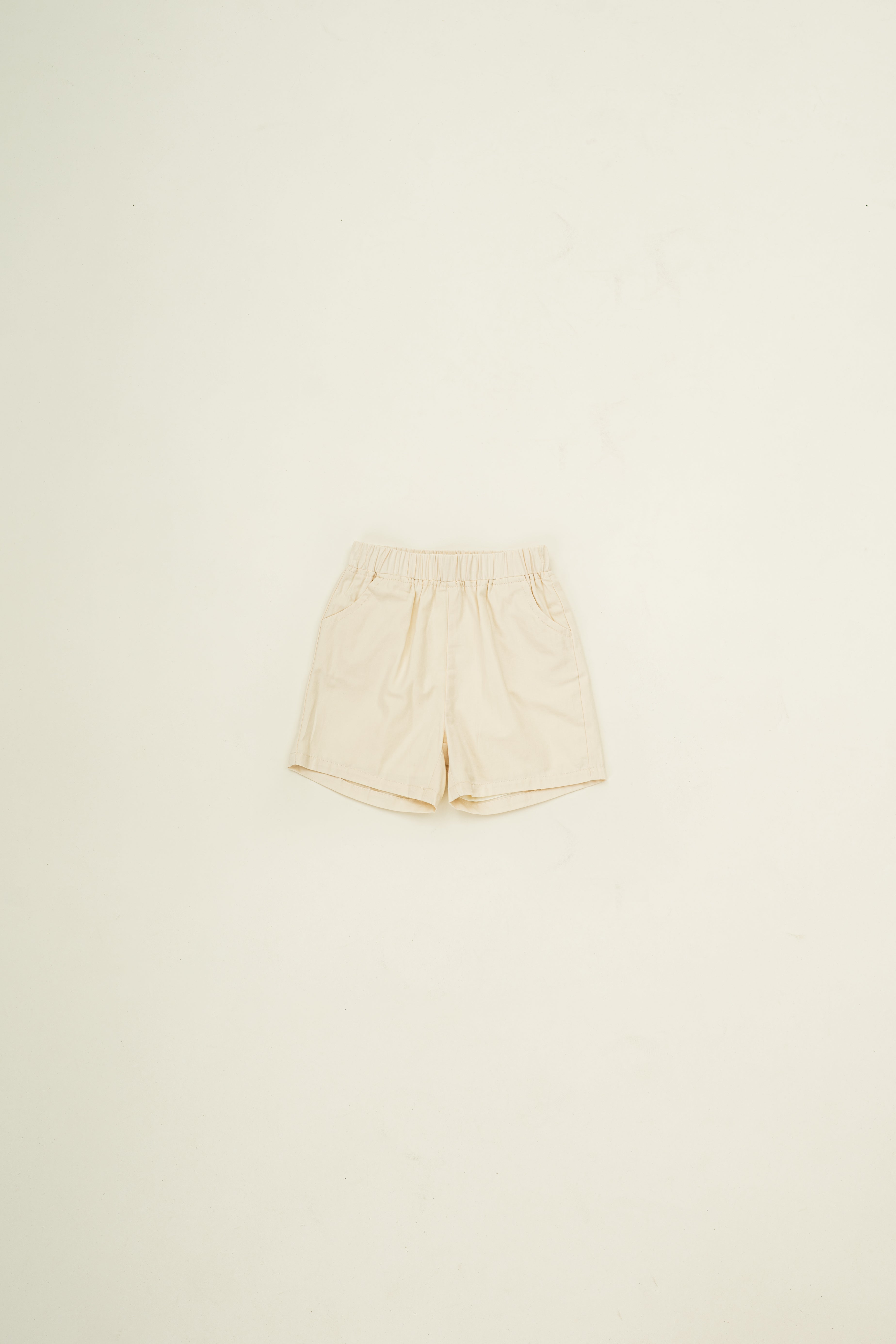 Mini Straight Cut Shorts in Natural