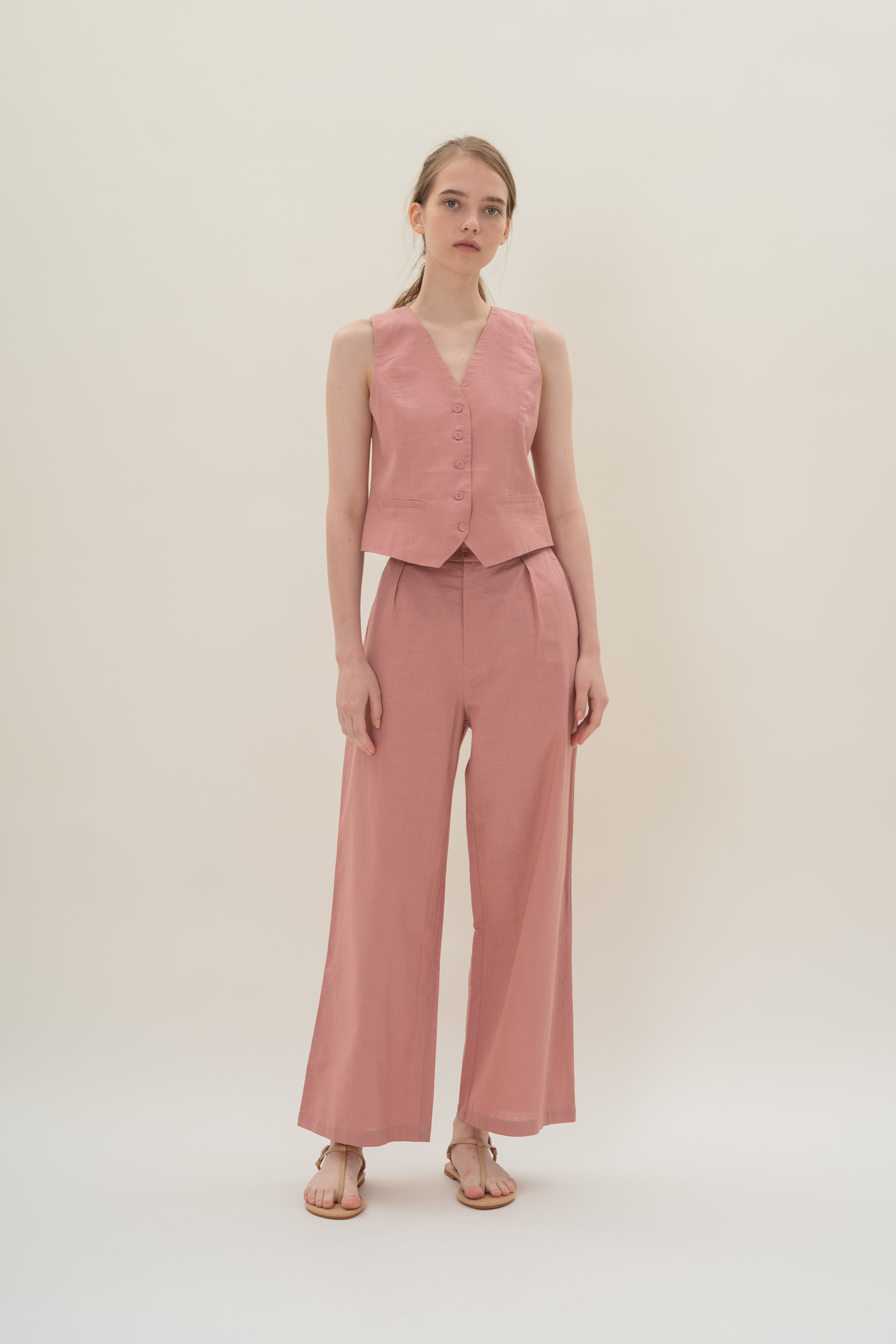 Textured Linen Pleated Trouser in Tea Rose