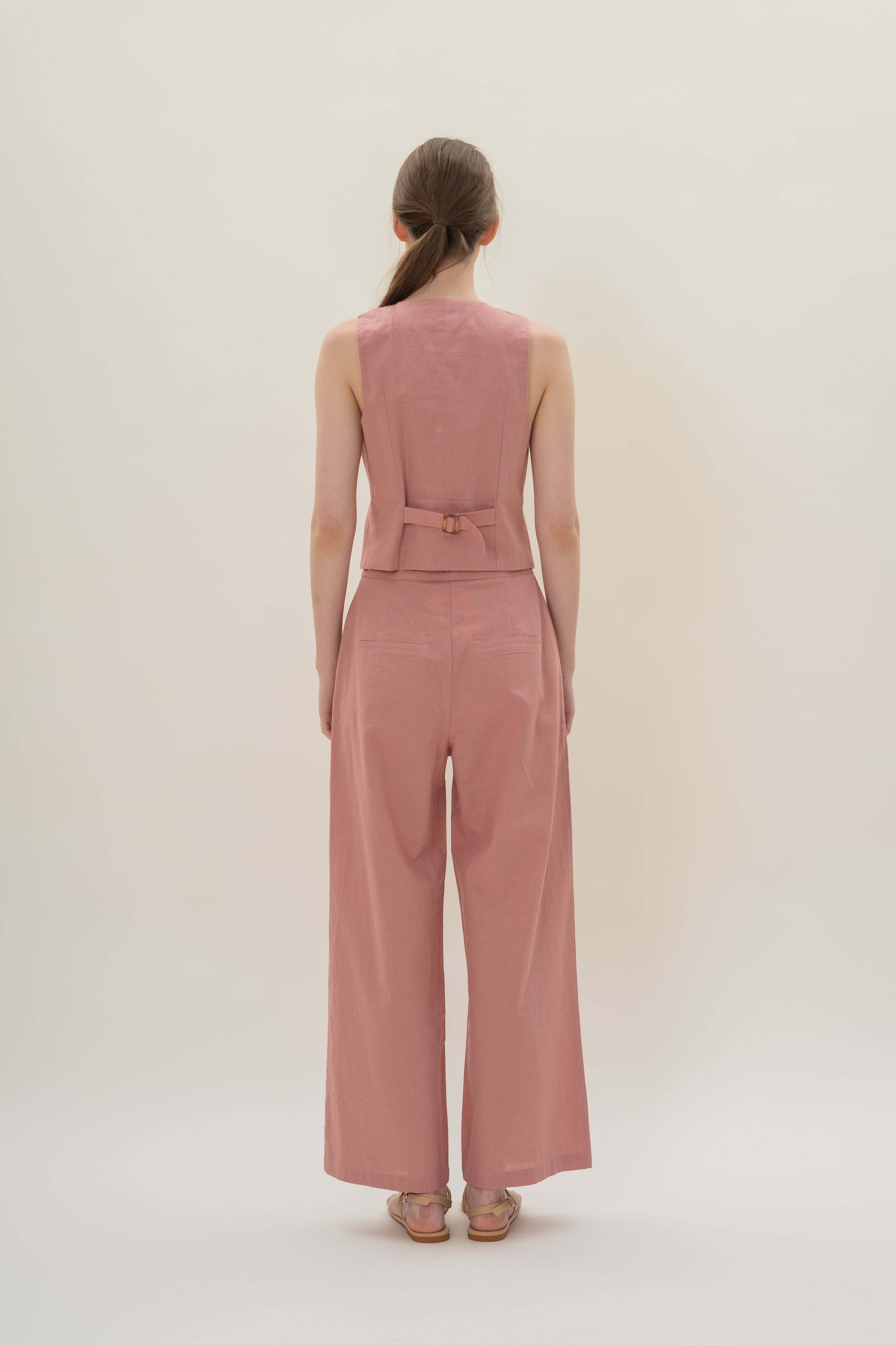 Textured Linen Pleated Trouser in Tea Rose