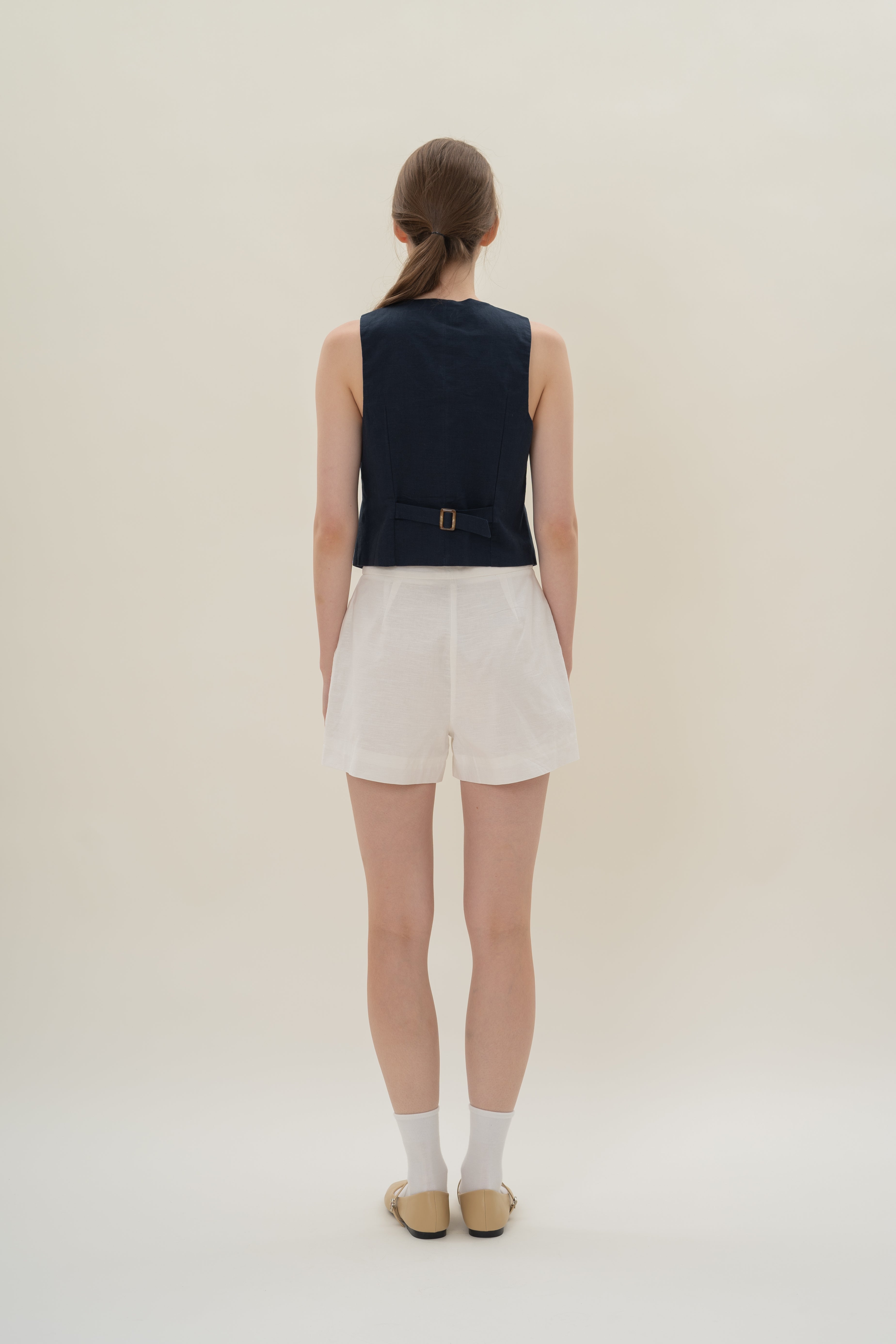 Relaxed Textured Linen Shorts in White