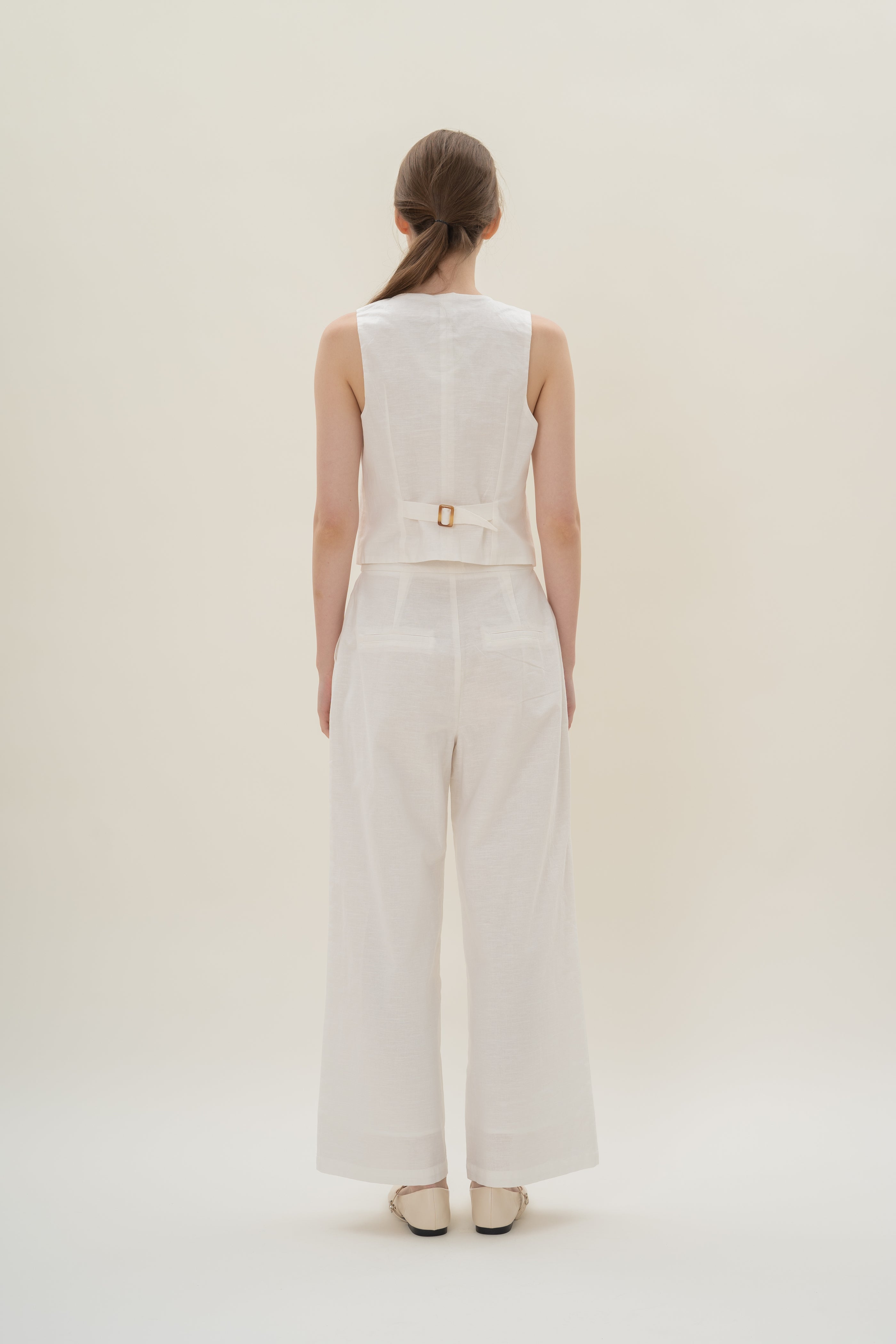 Textured Linen Pleated Trouser in White