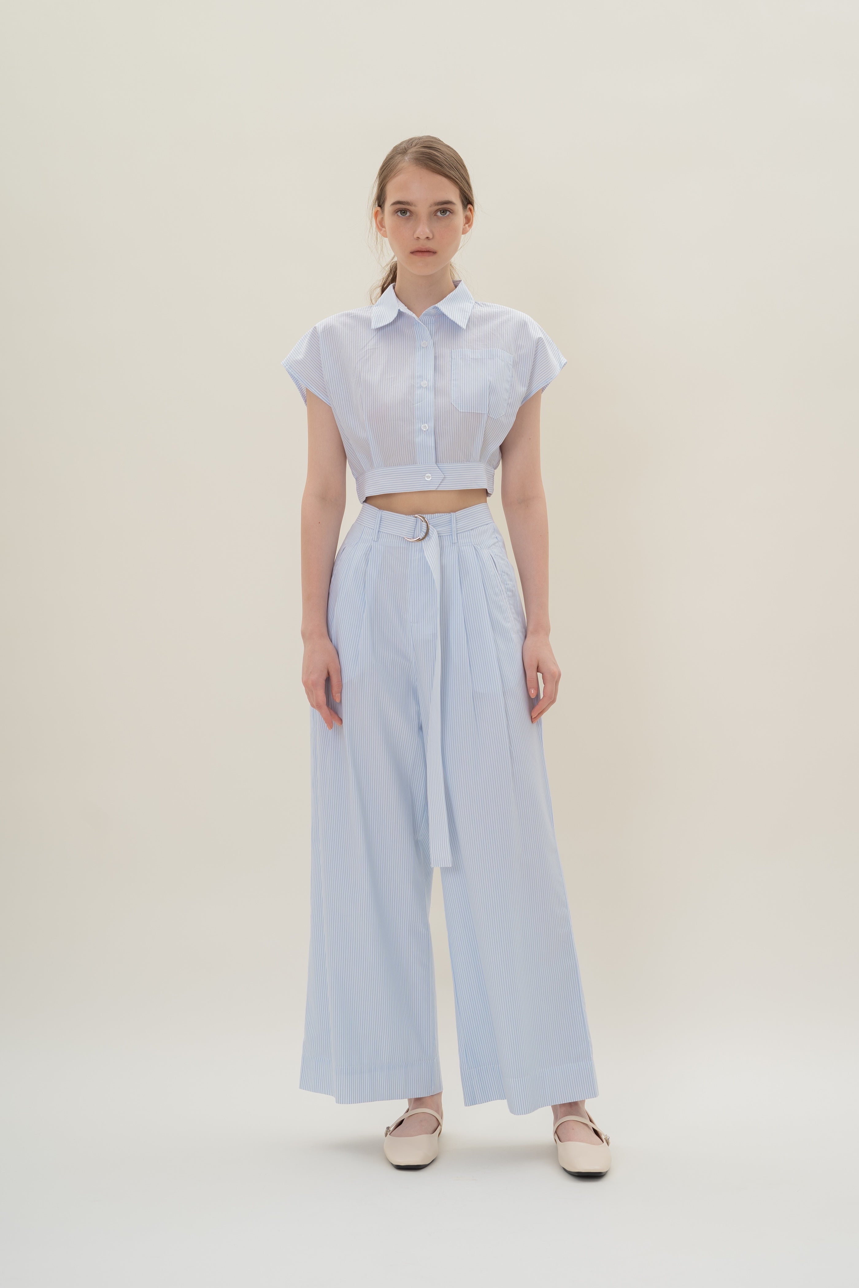 Cap-Sleeve Box Cropped Shirt in White Blue Stripes
