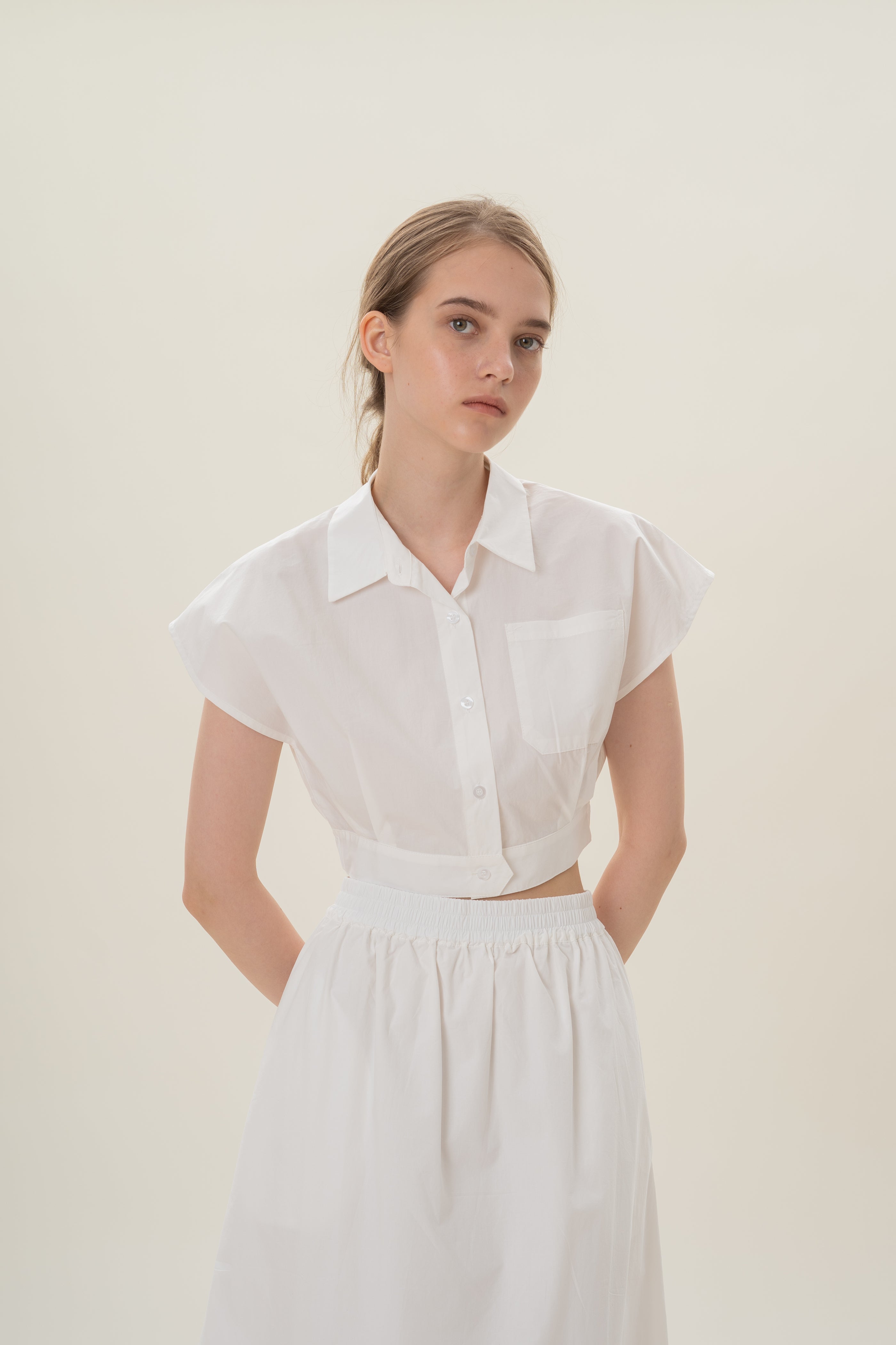 Cap-Sleeve Box Cropped Shirt in White