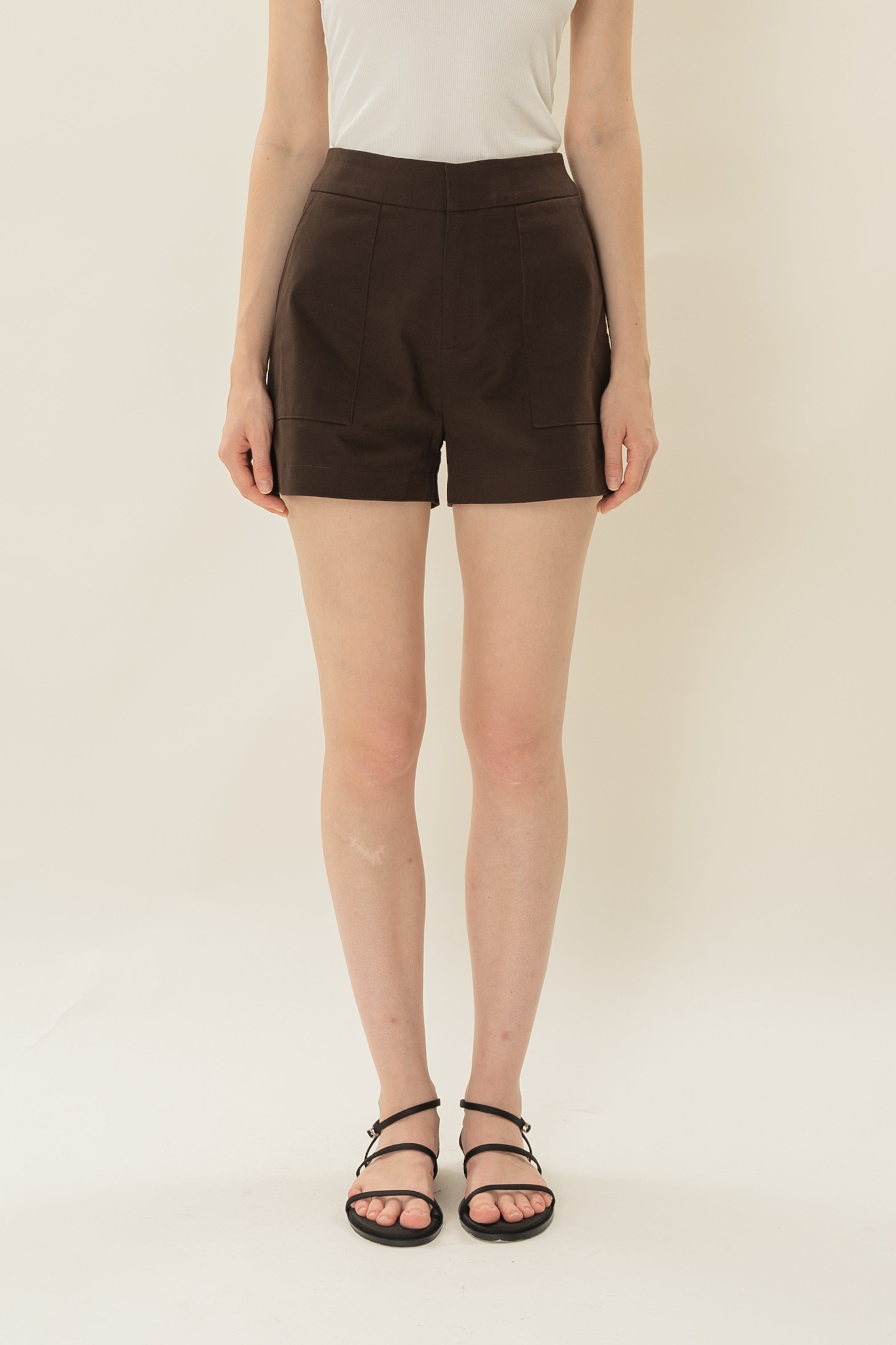 Box Shorts in Umber