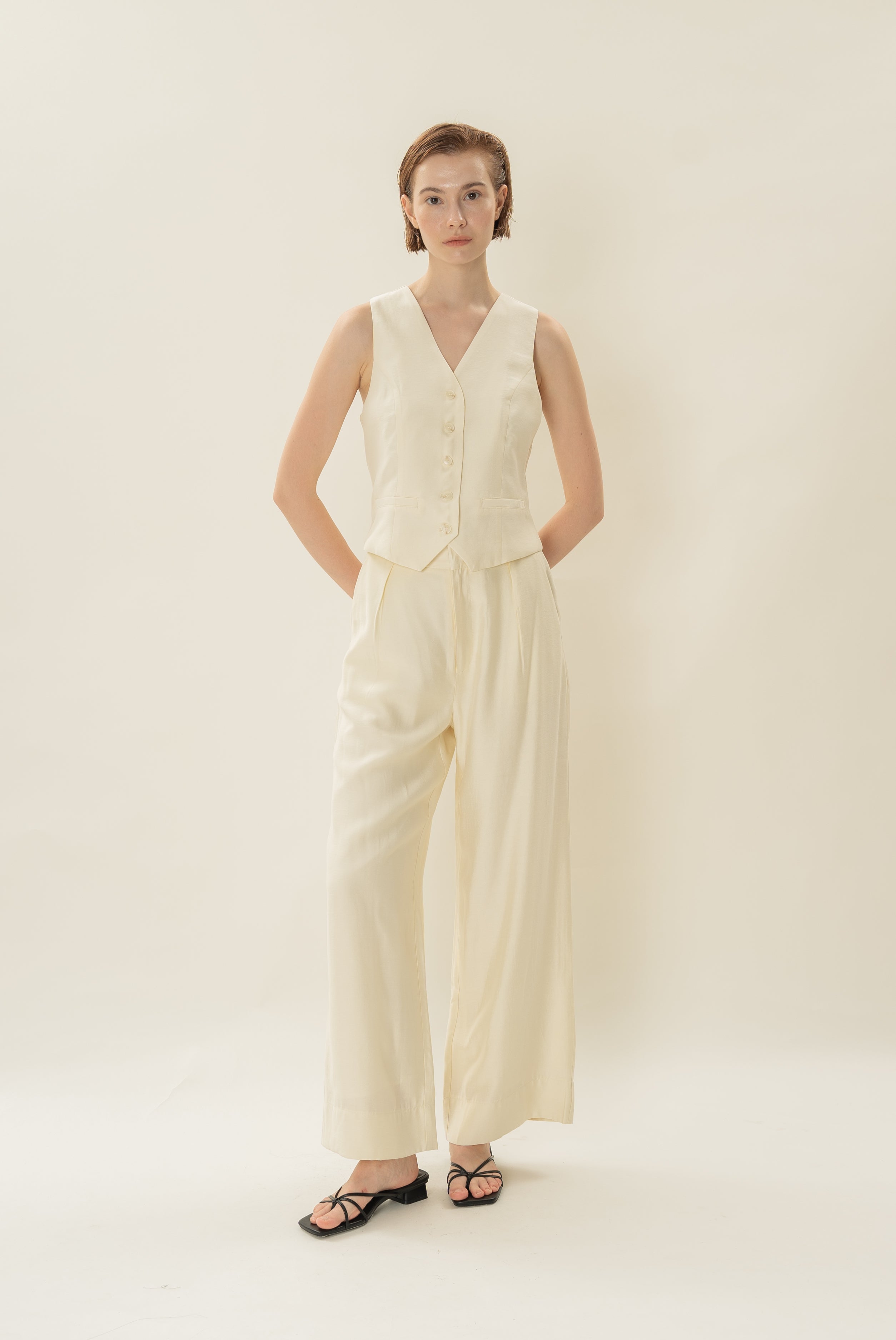 Classic Waistcoat in Natural