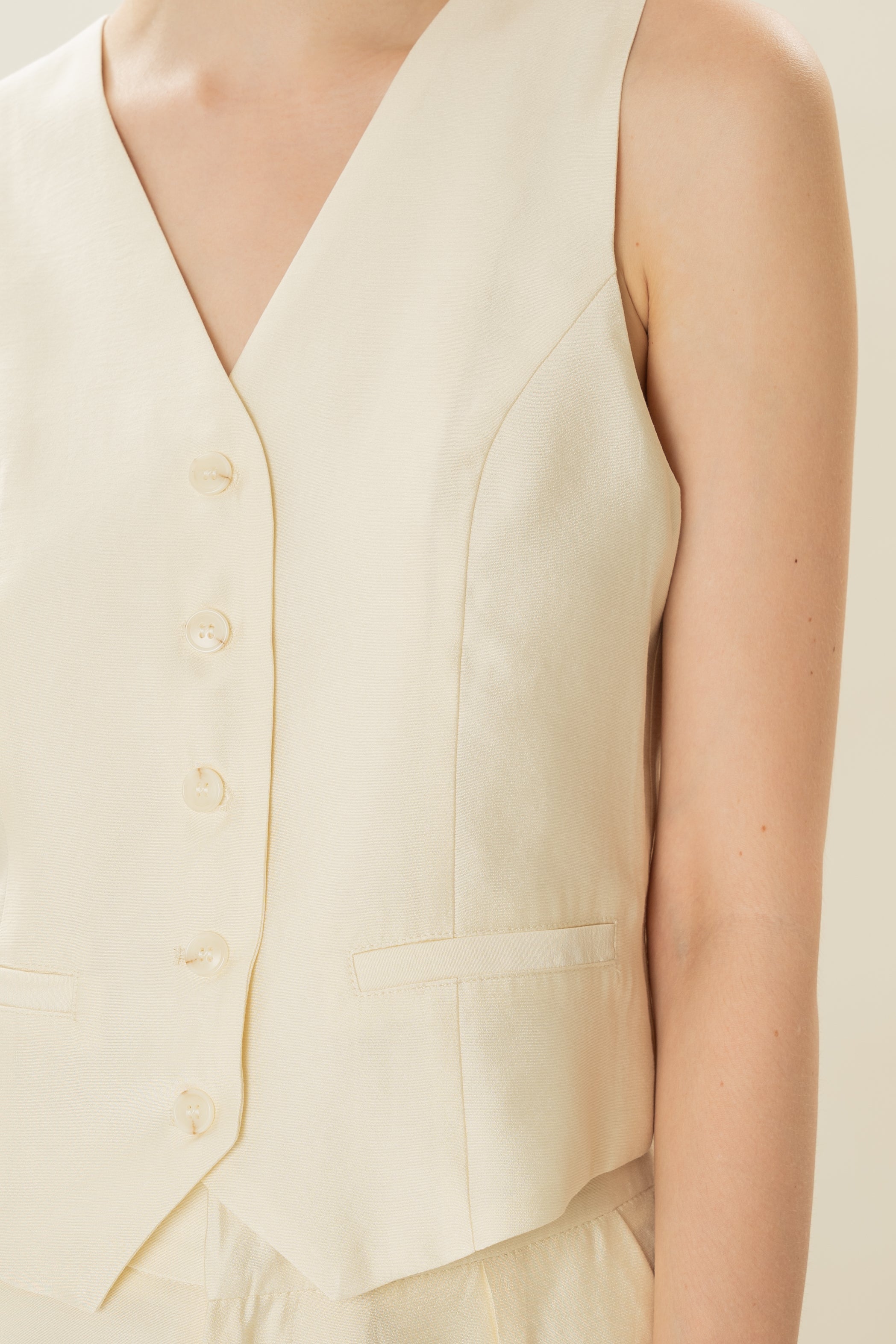 Classic Waistcoat in Natural