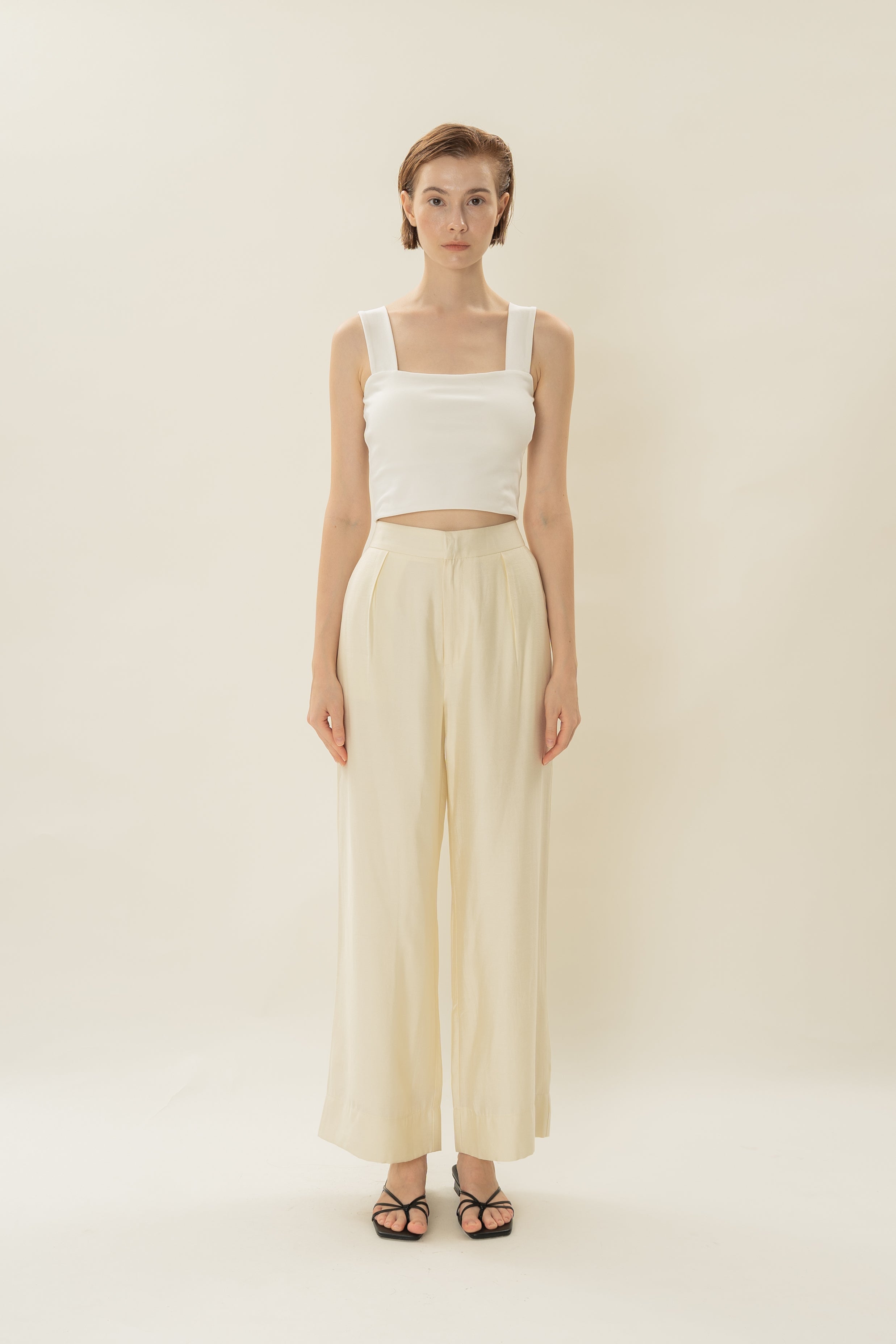 Classic Pleated Trousers in Natural