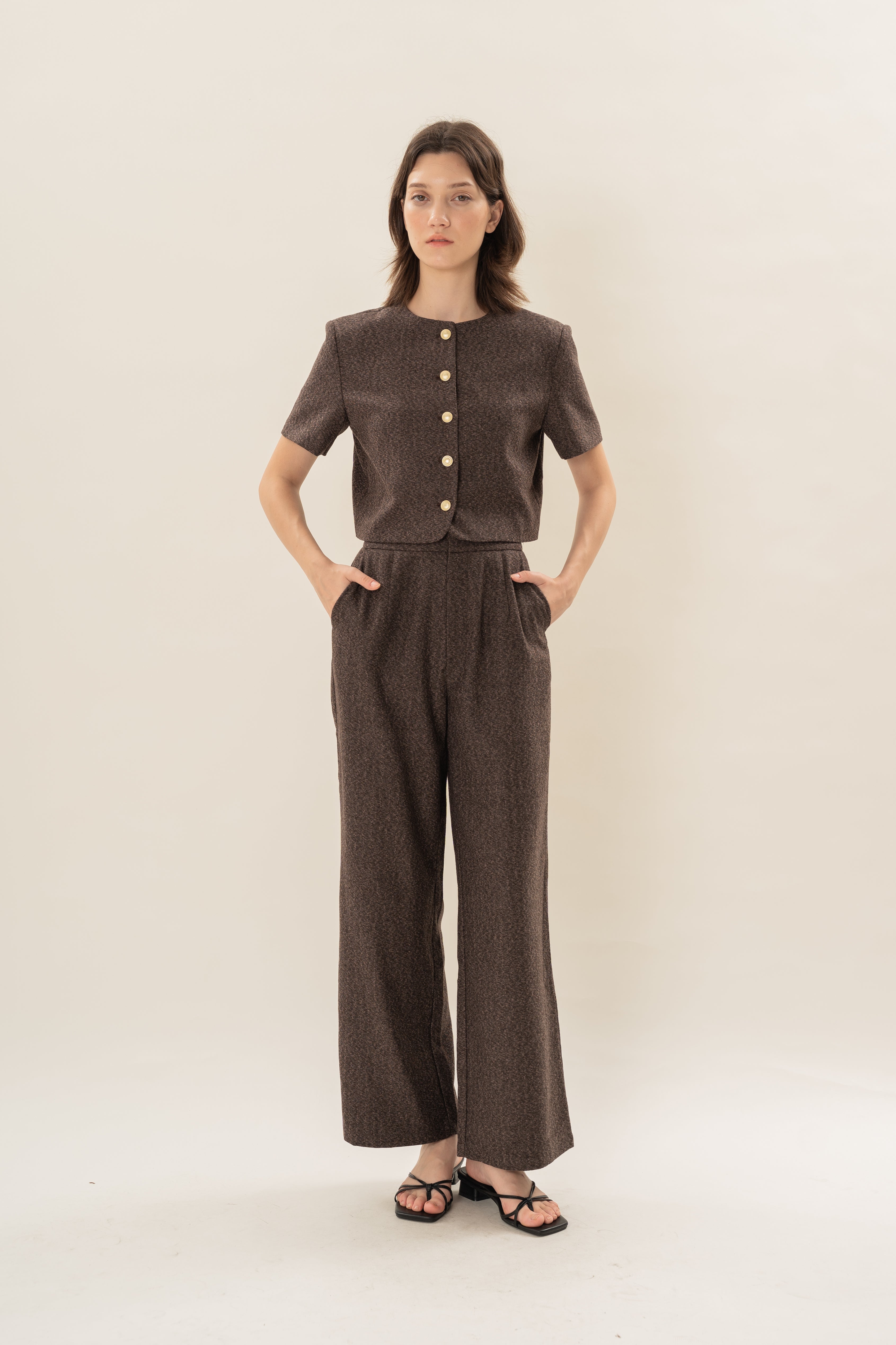 Textured Collarless Short Sleeved Jacket in Umber