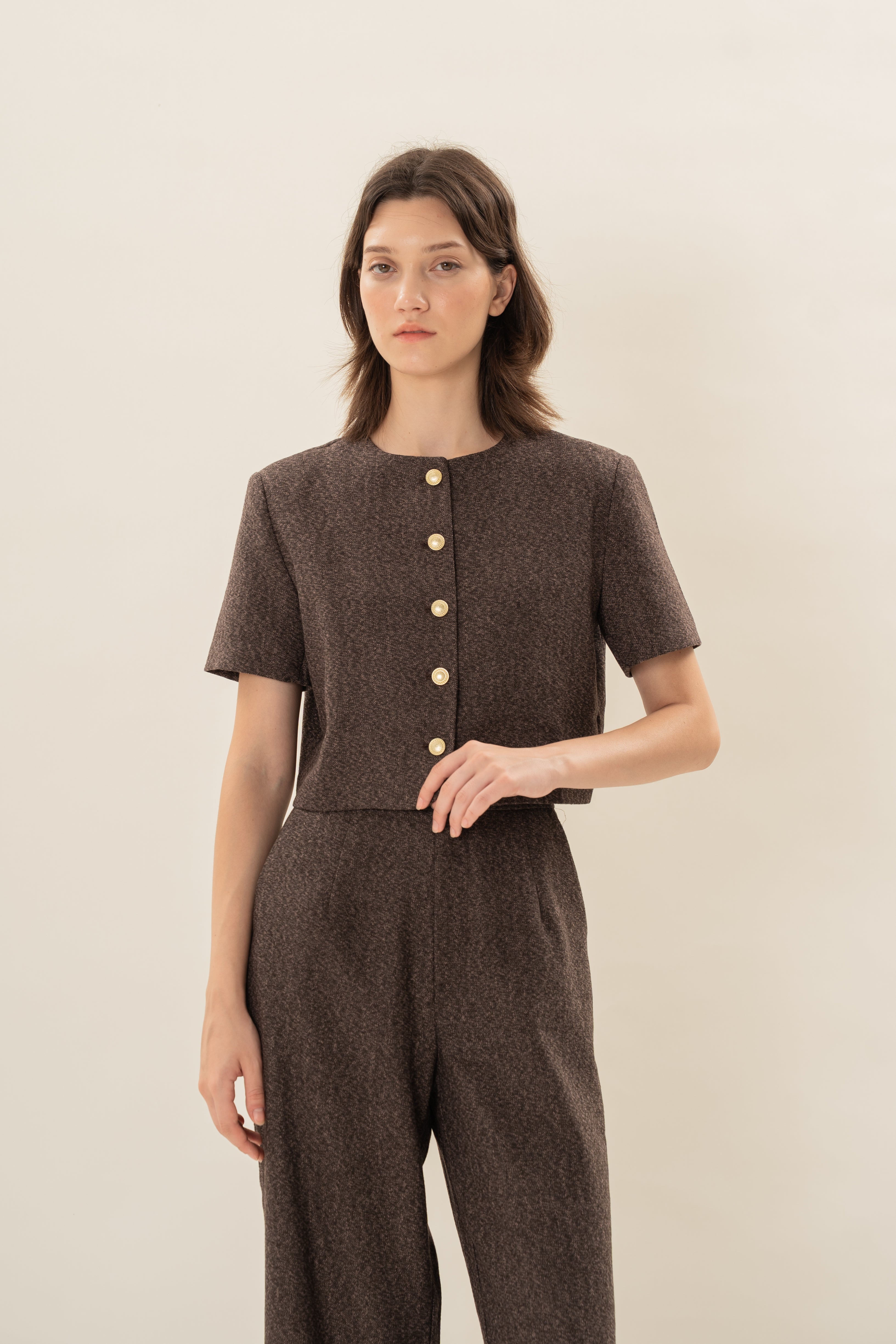 Textured Collarless Short Sleeved Jacket in Umber