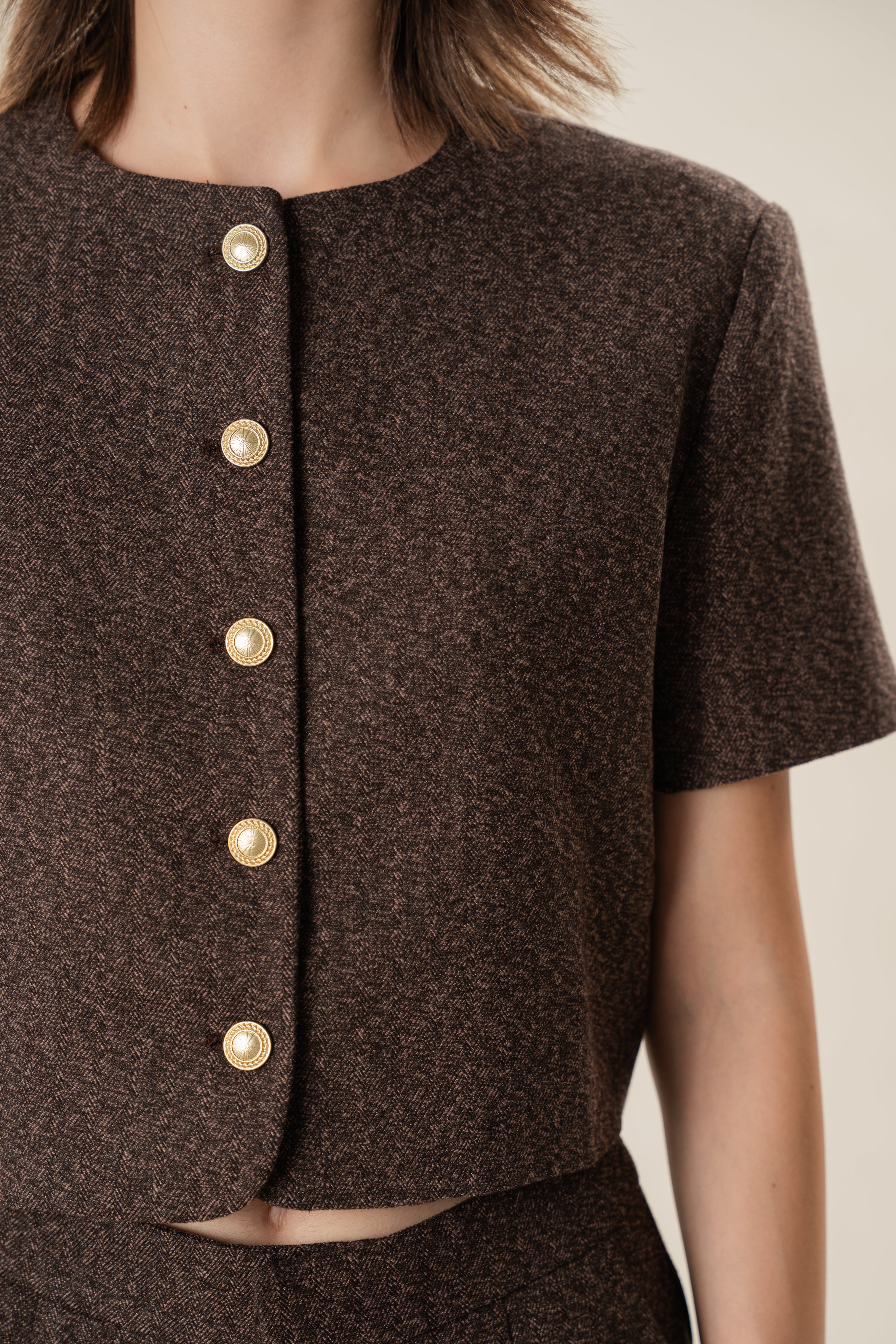 Textured Collarless Short Sleeved Jacket in Umber
