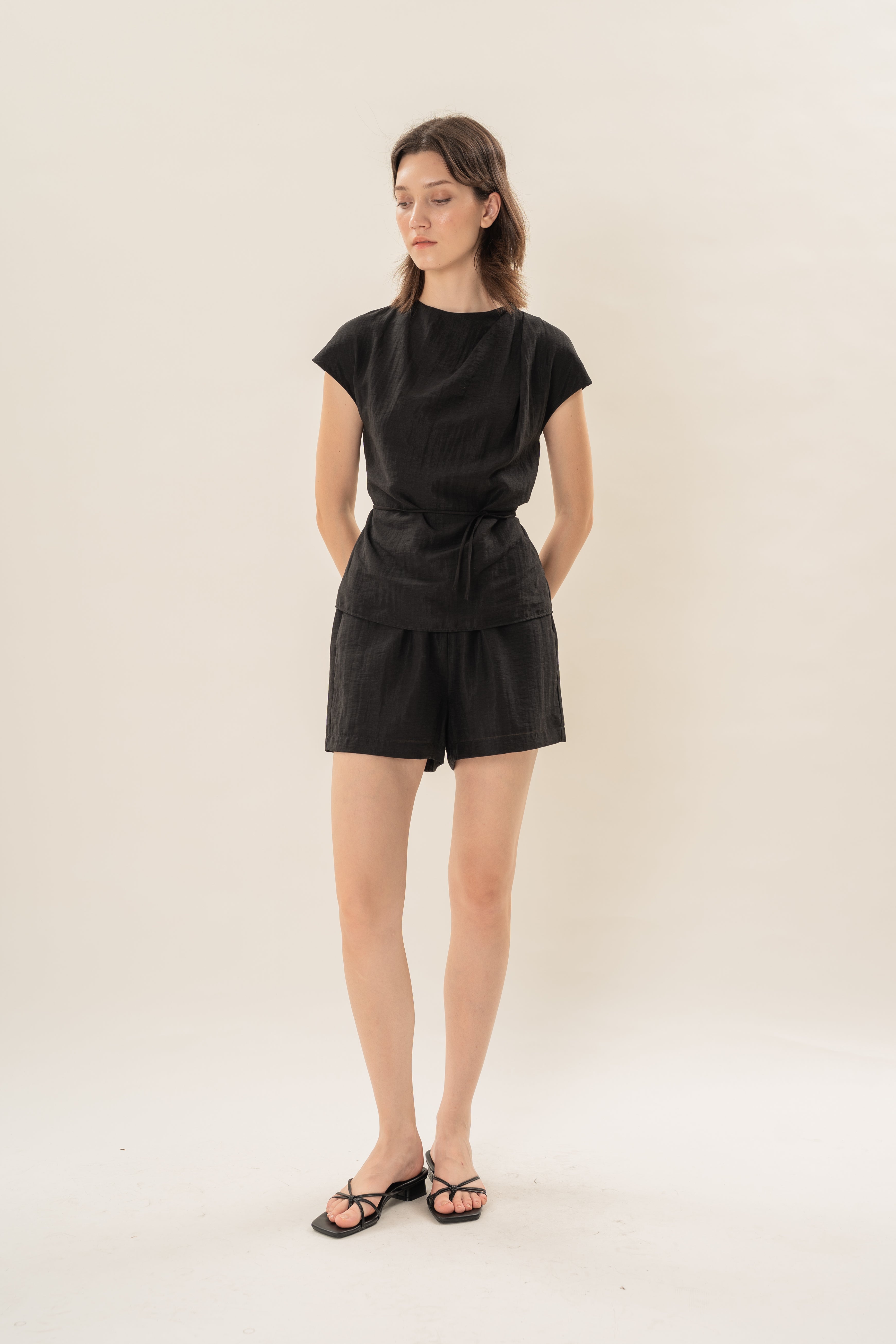 Relaxed Gathered Waist Shorts in Black
