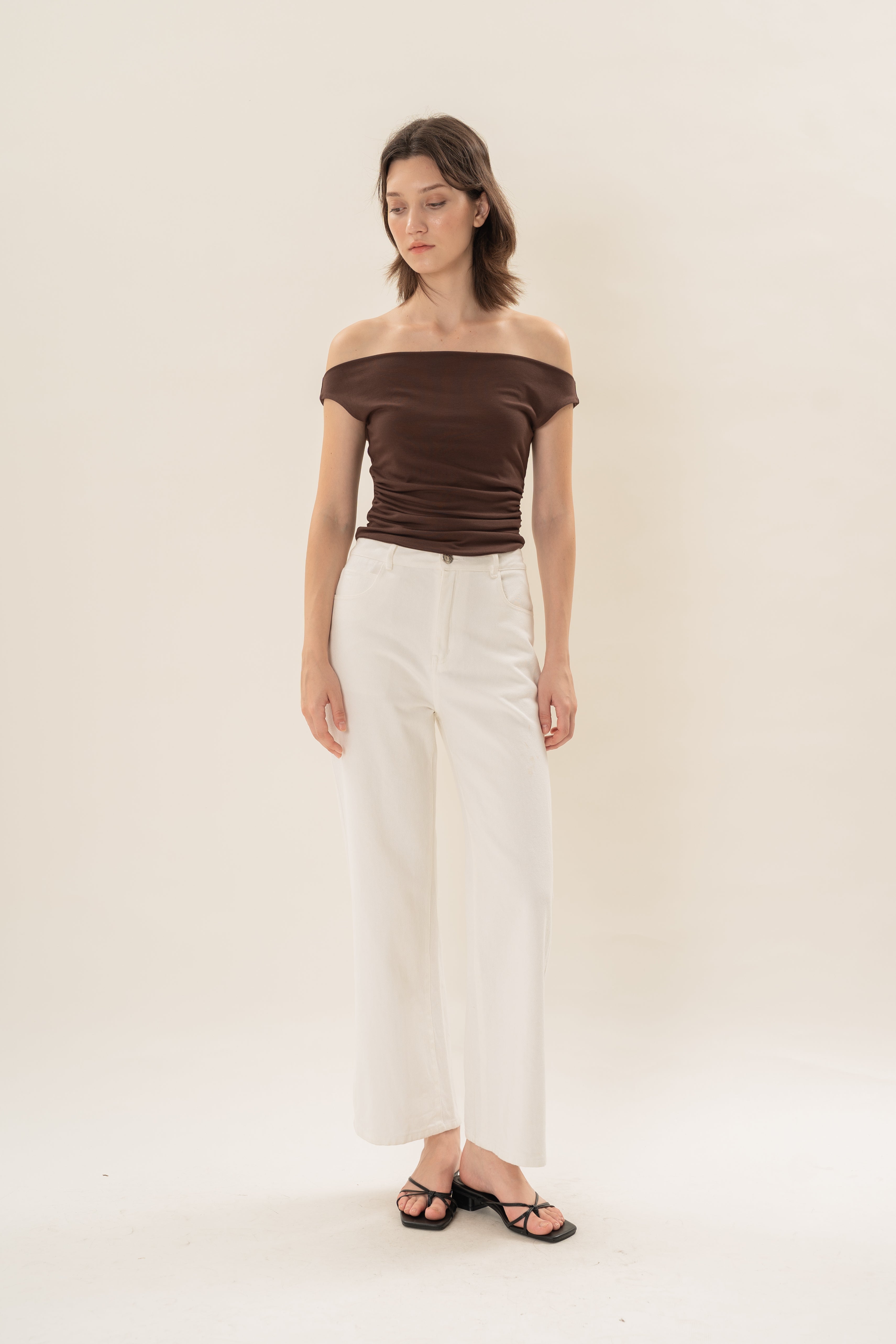 Off Shoulder Ruched Waist Top in Dark Umber