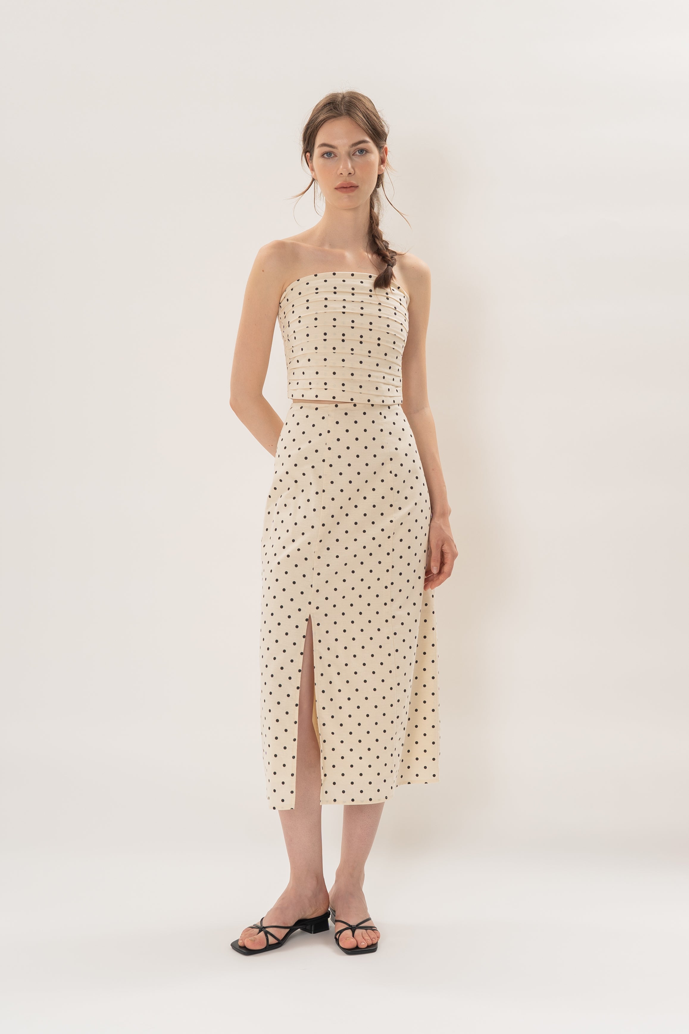 Midi Skirt With Slit in Noir Dot