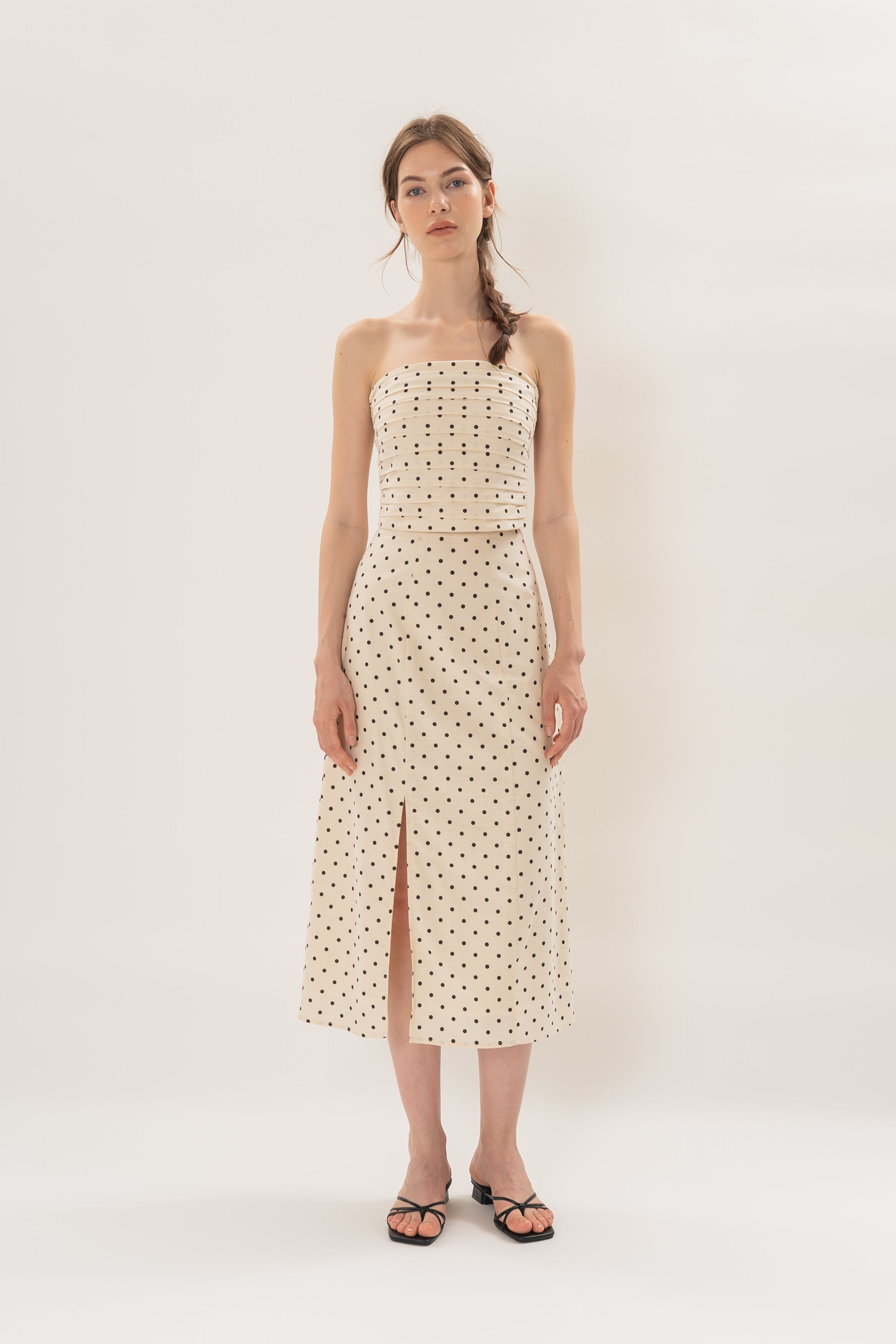 Midi Skirt With Slit in Noir Dot