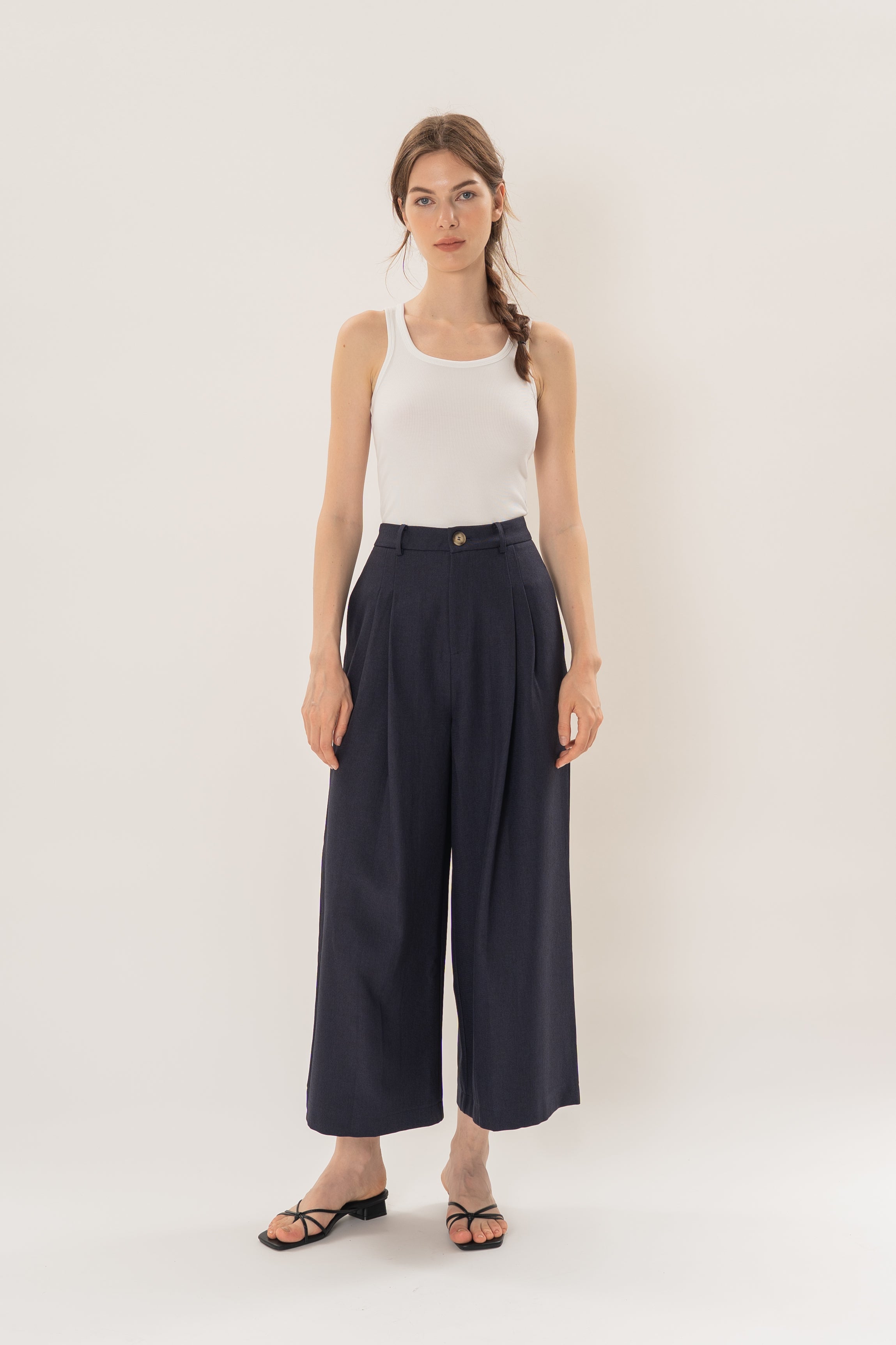 Petite Linear Pleat Wide-Leg Trousers in Dark Navy