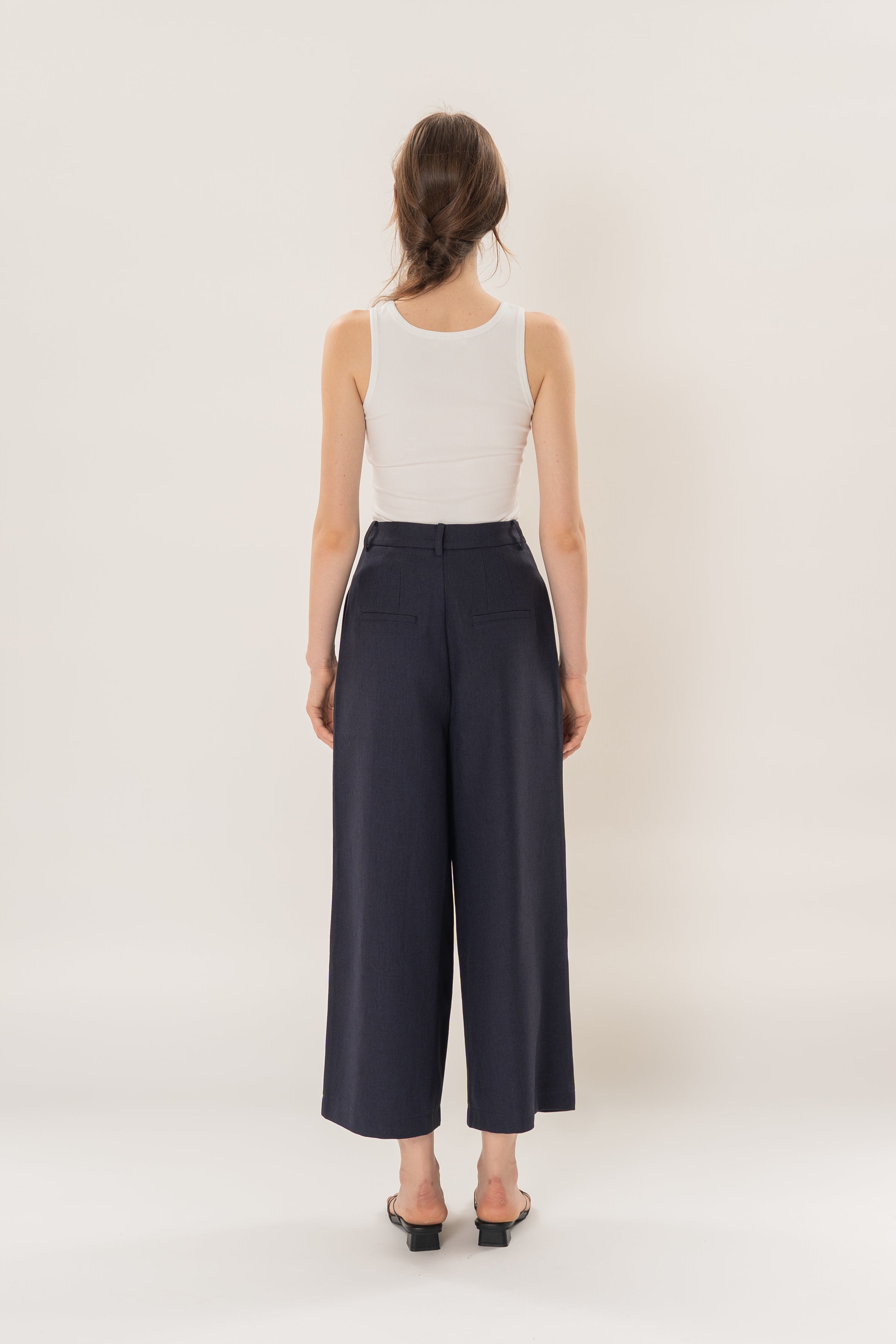 Petite Linear Pleat Wide-Leg Trousers in Dark Navy