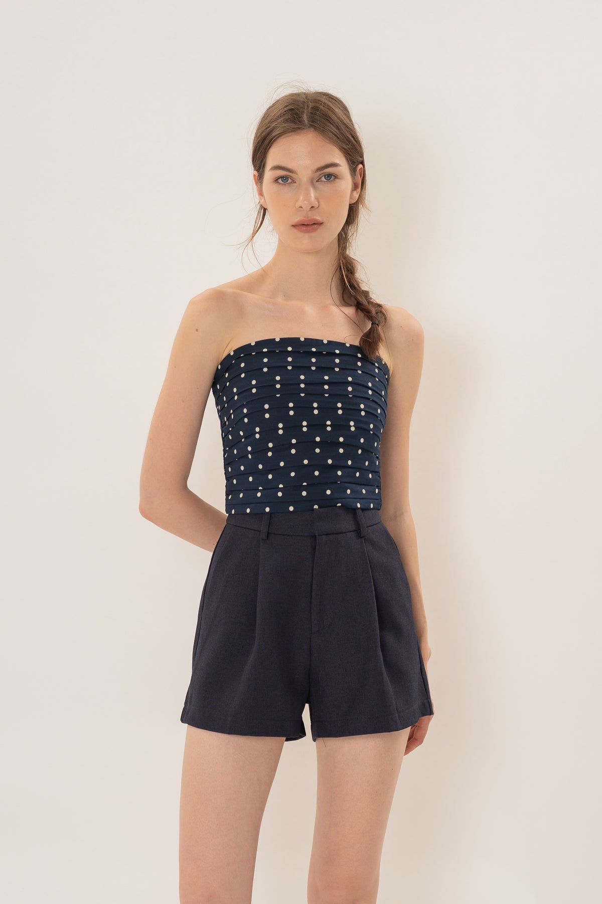 Volume Pleated Shorts in Dark Navy