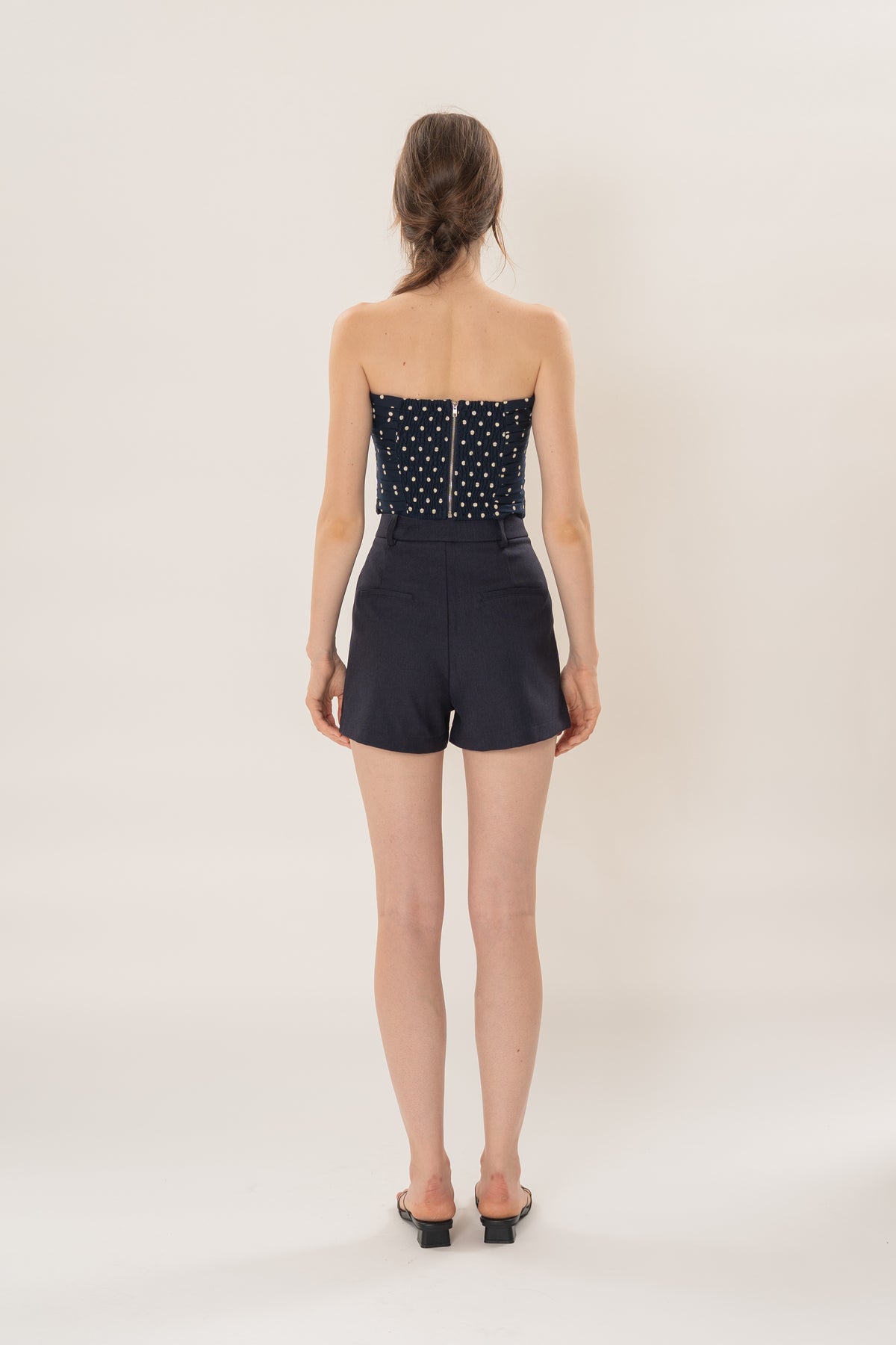 Volume Pleated Shorts in Dark Navy