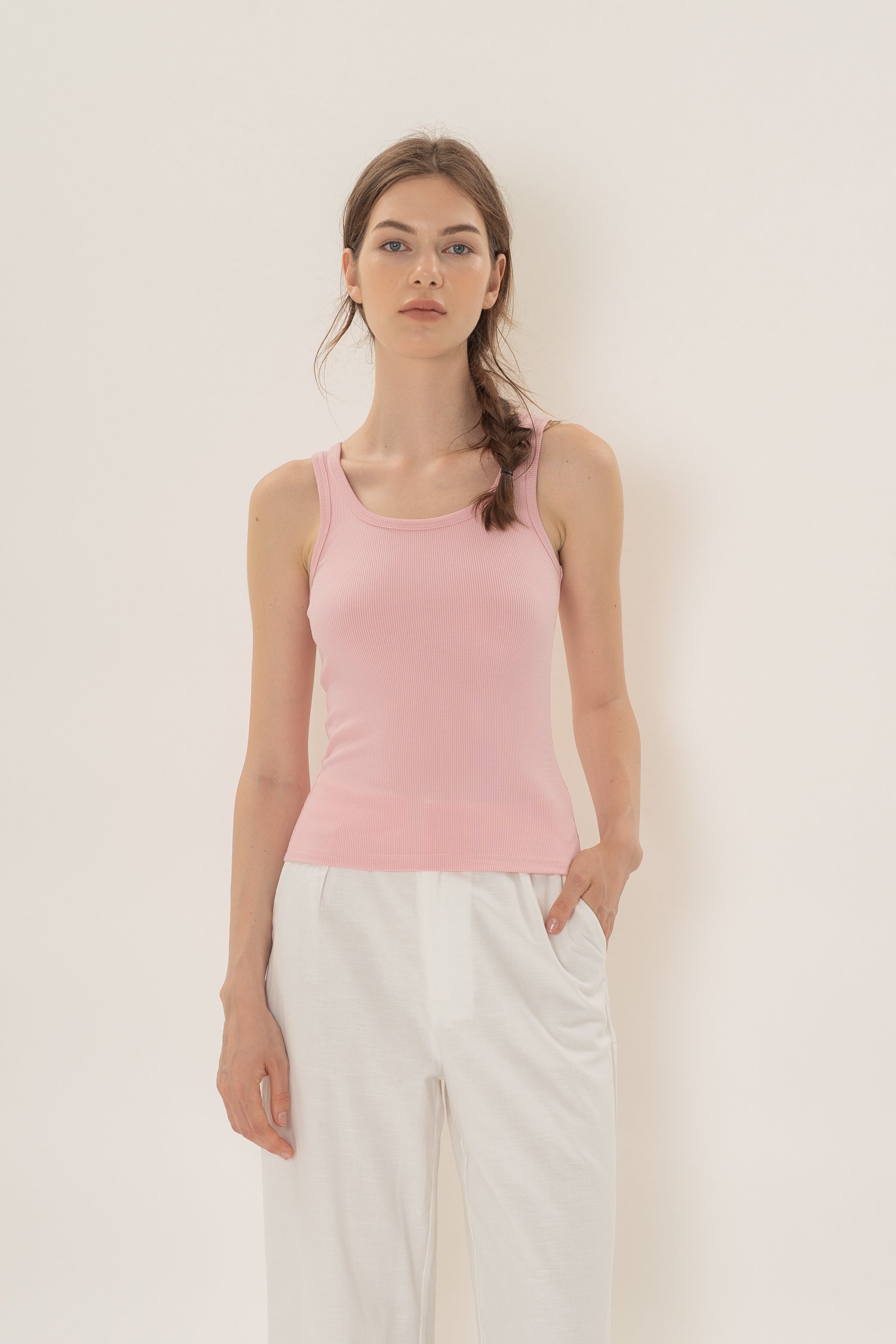 Scoop Neck Tank Top in Pink