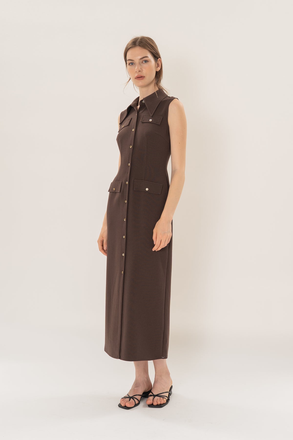 Collared Sleeveless Column Dress in Umber