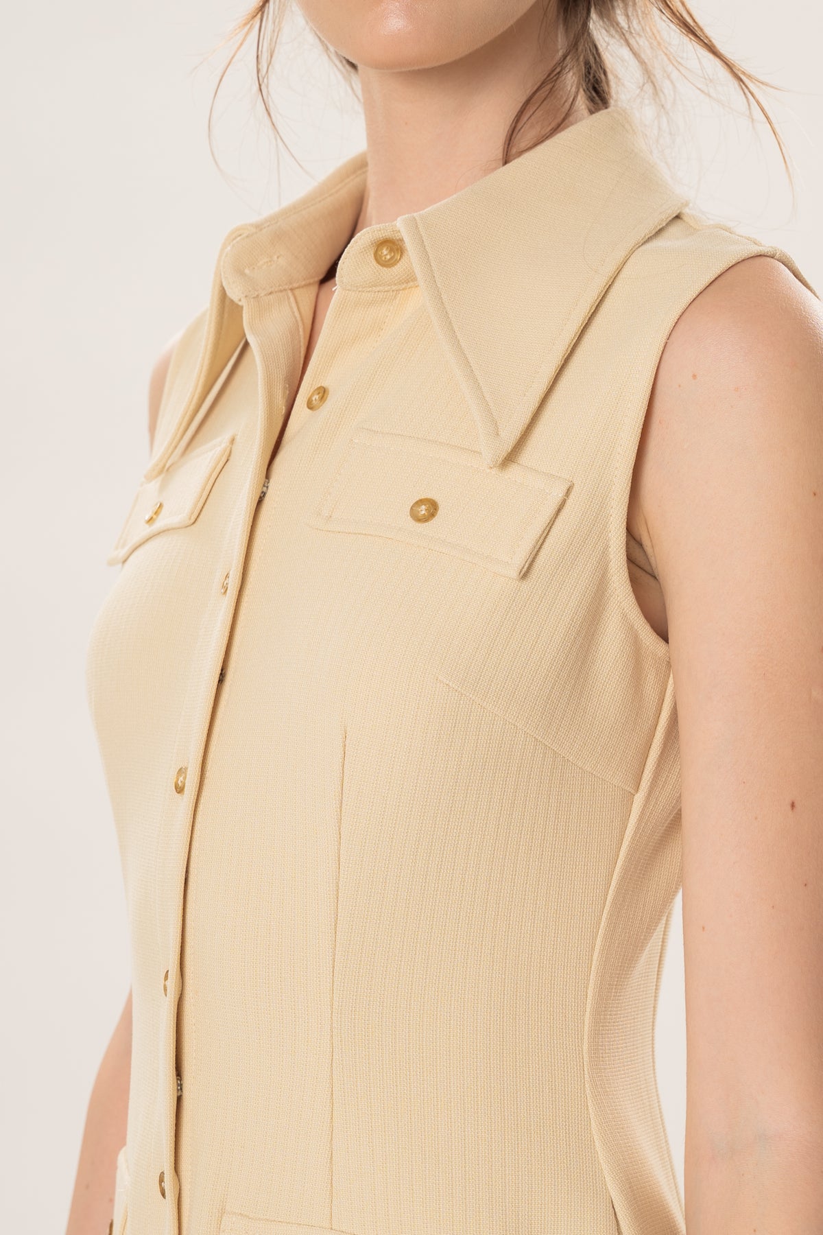 Collared Sleeveless Column Dress in Eggnog
