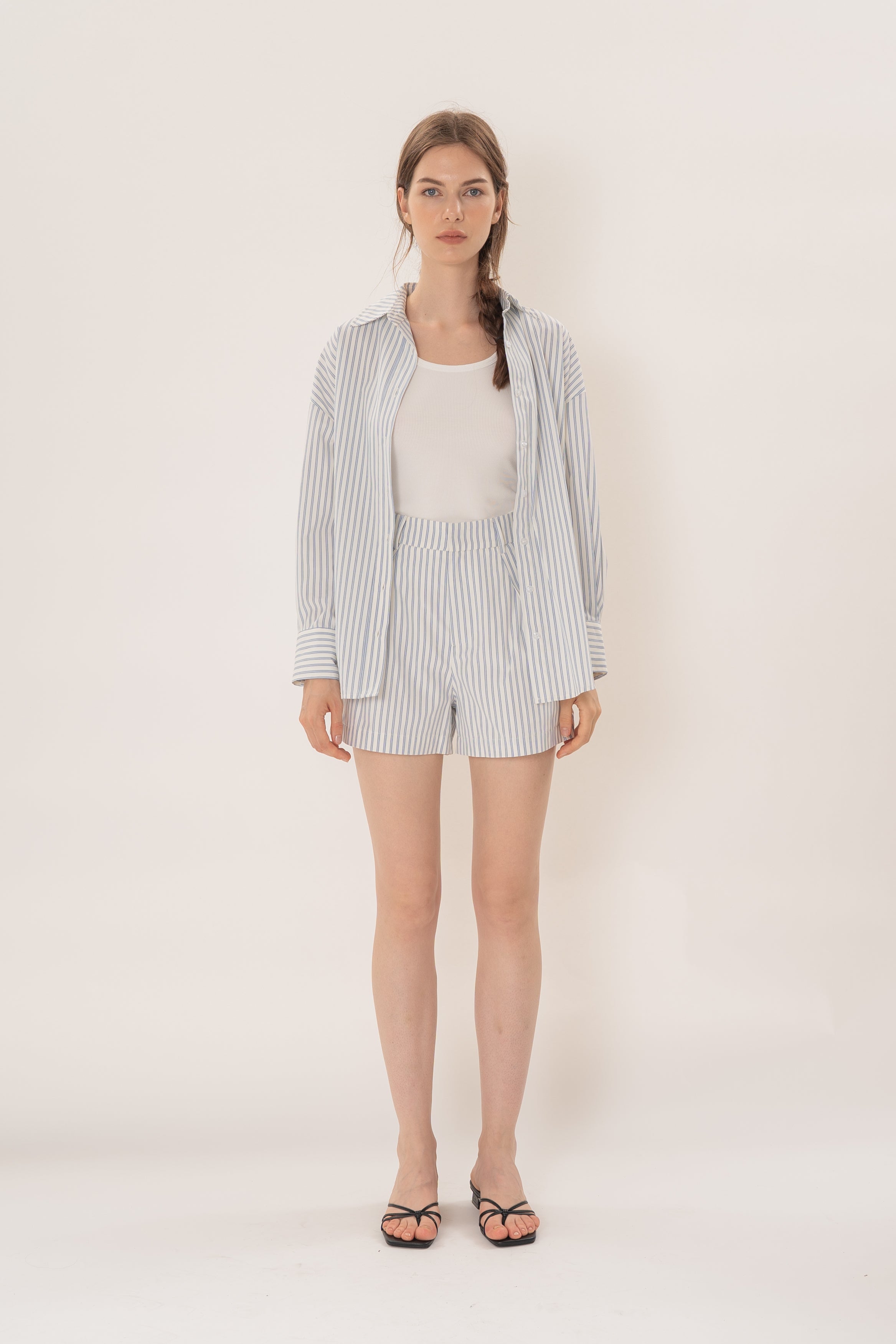 Long Sleeved Shirt in Coast Blue Stripe