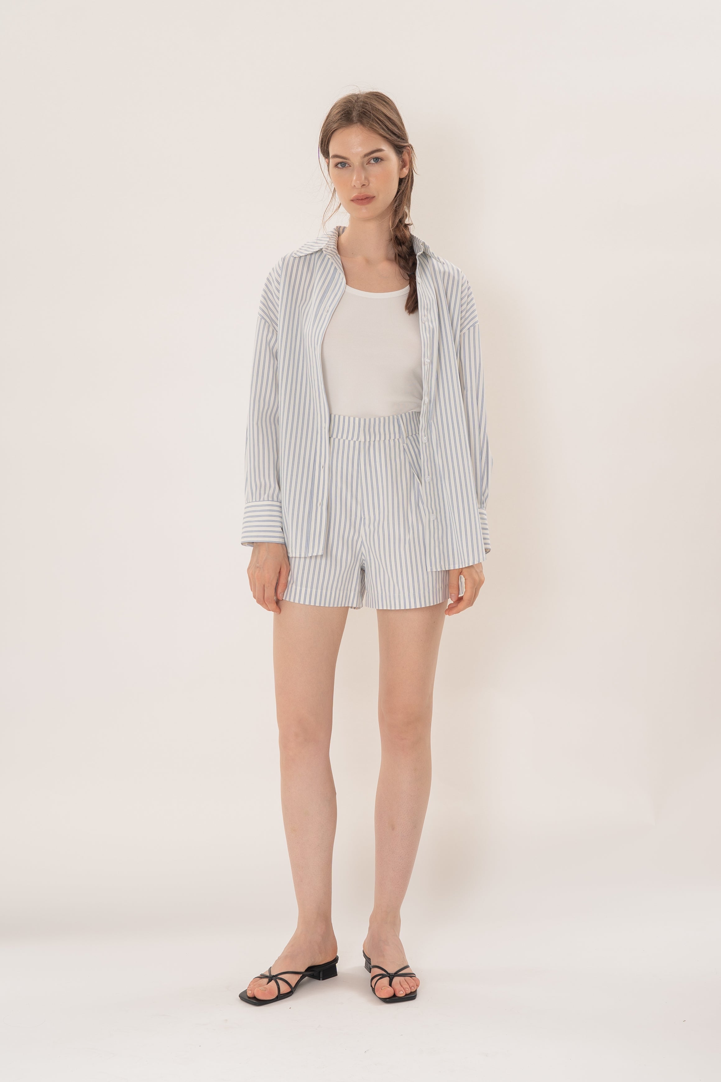 Long Sleeved Shirt in Coast Blue Stripe