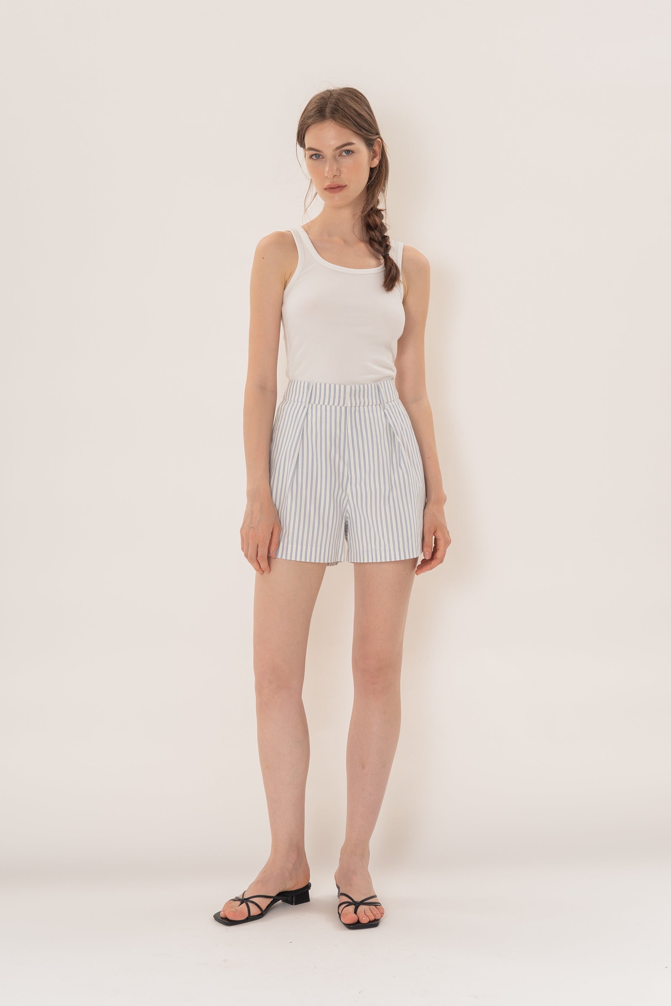 Pleated Shorts in Coast Blue Stripe
