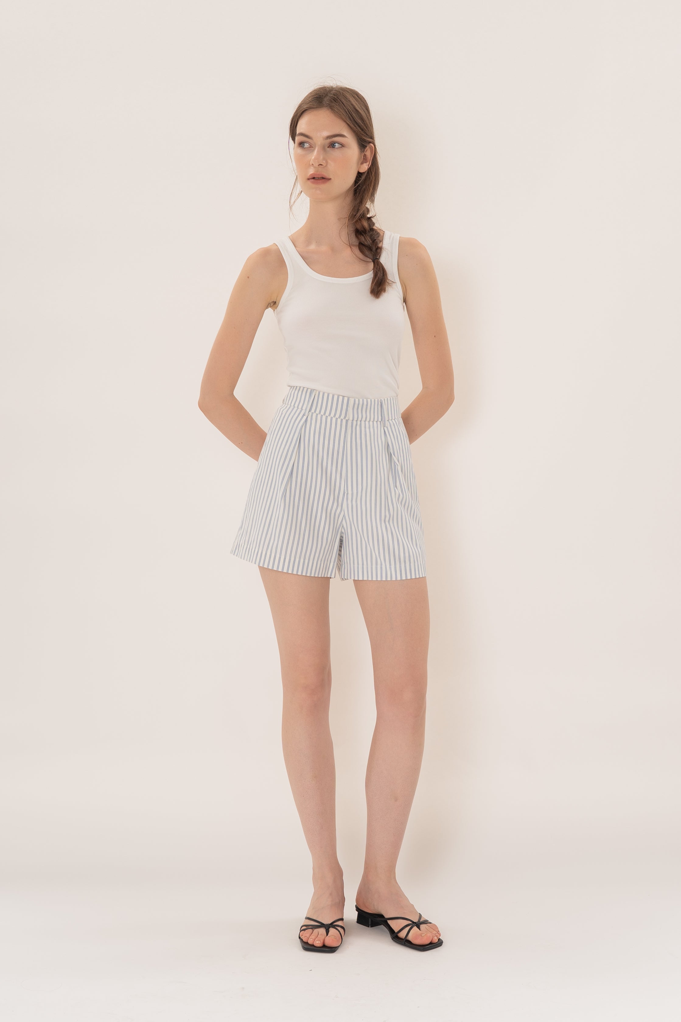 Pleated Shorts in Coast Blue Stripe