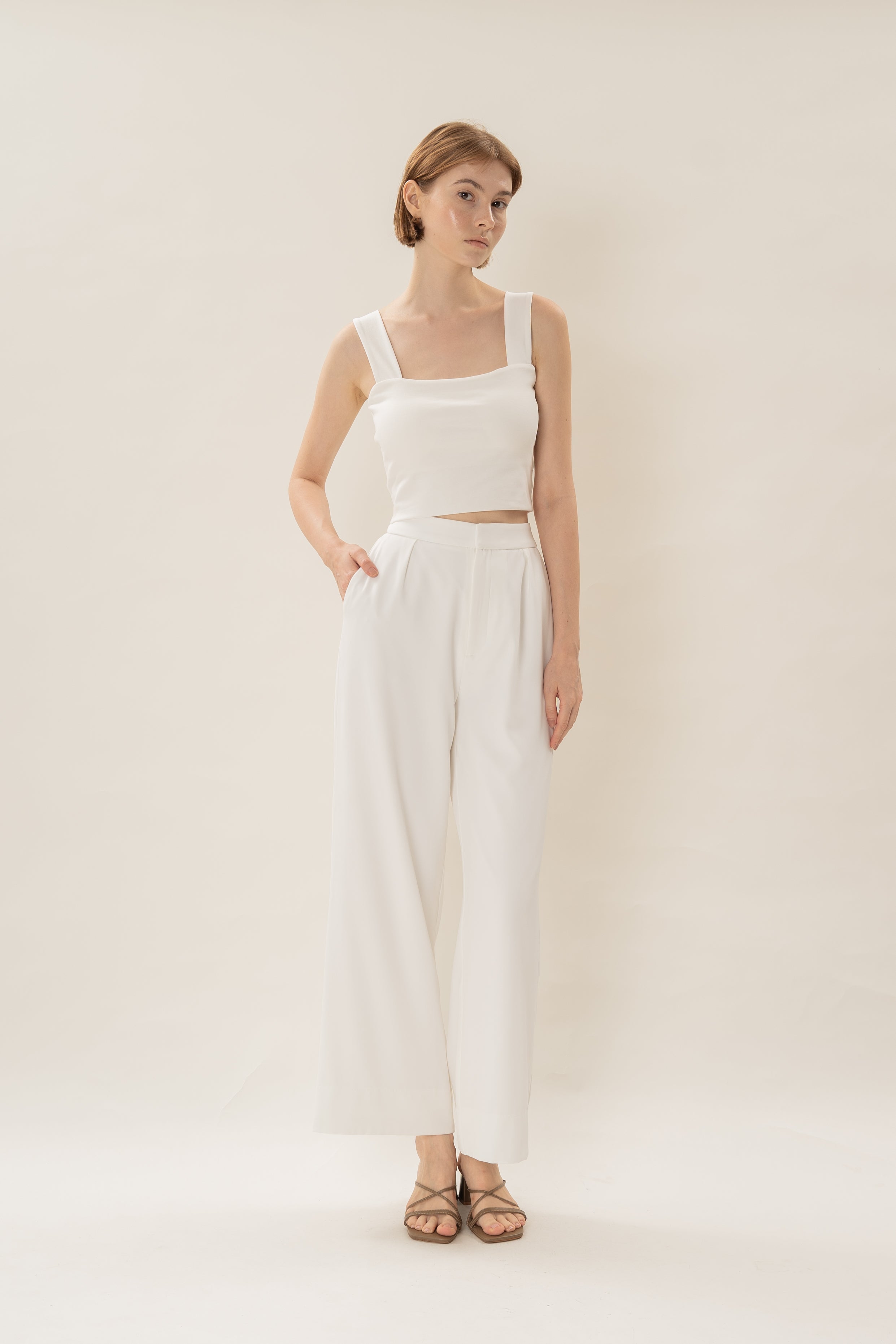 Classic Pleated Trousers in White