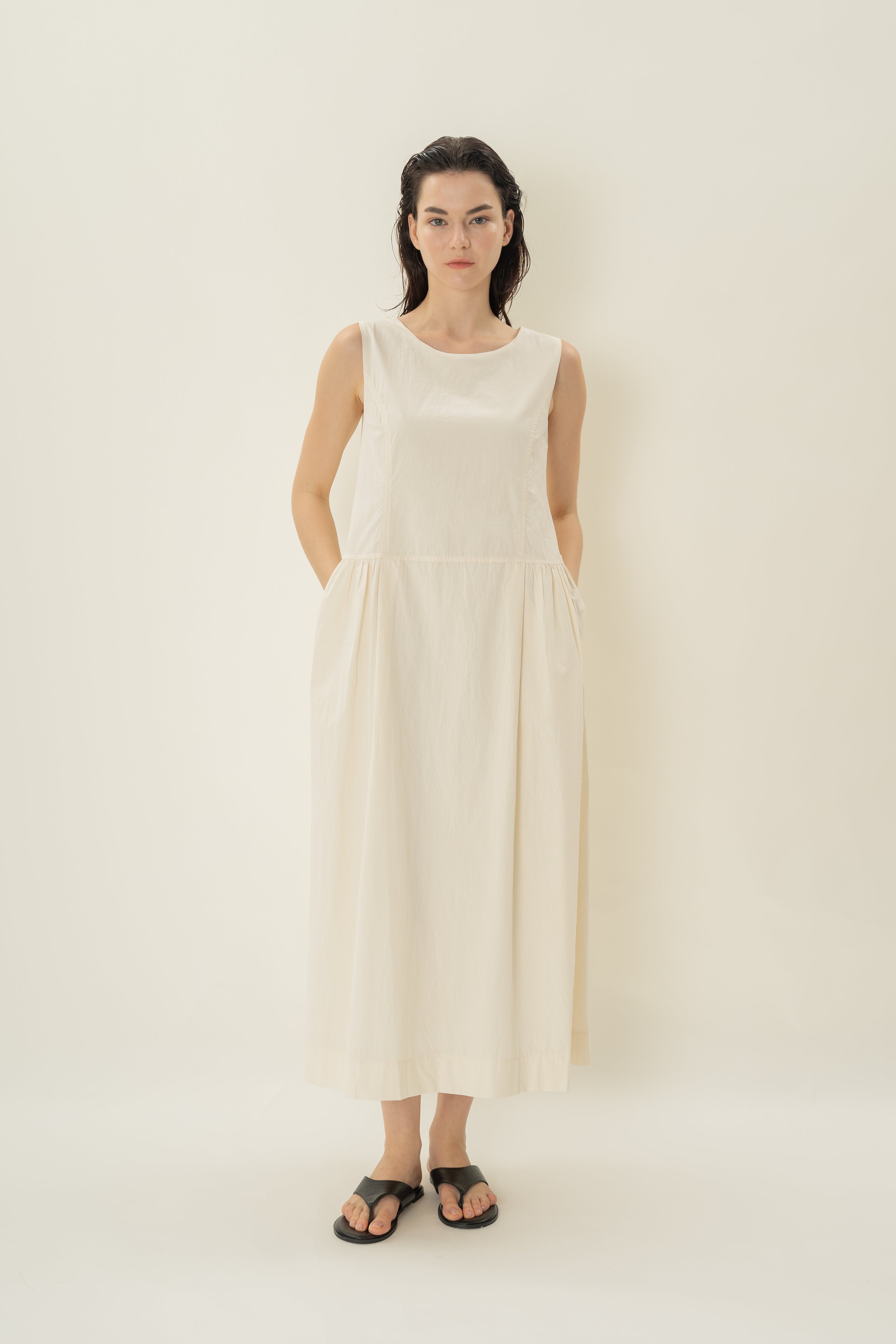 Cotton Poplin Sleeveless Dress in Natural
