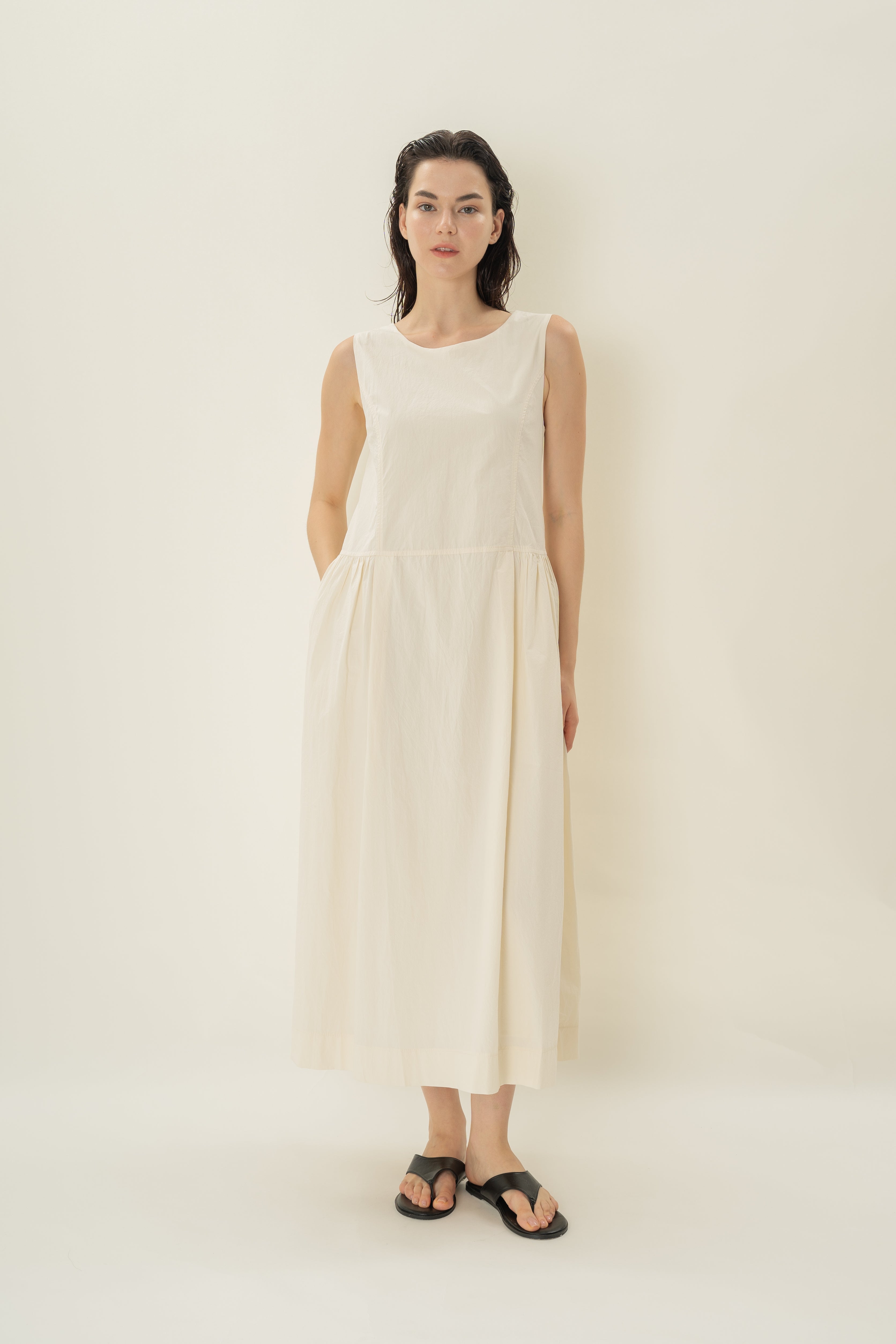 Cotton Poplin Sleeveless Dress in Natural