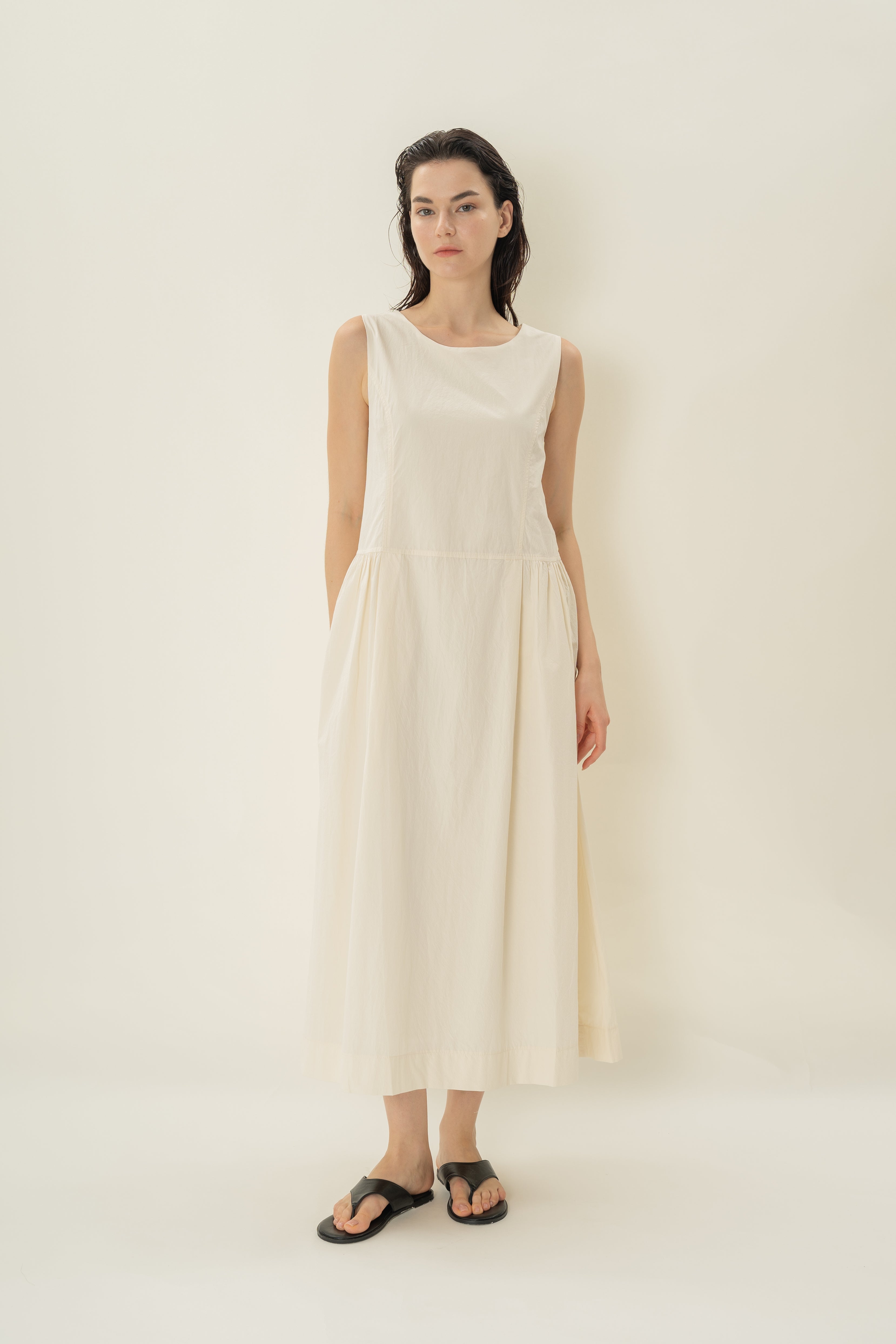 Cotton Poplin Sleeveless Dress in Natural