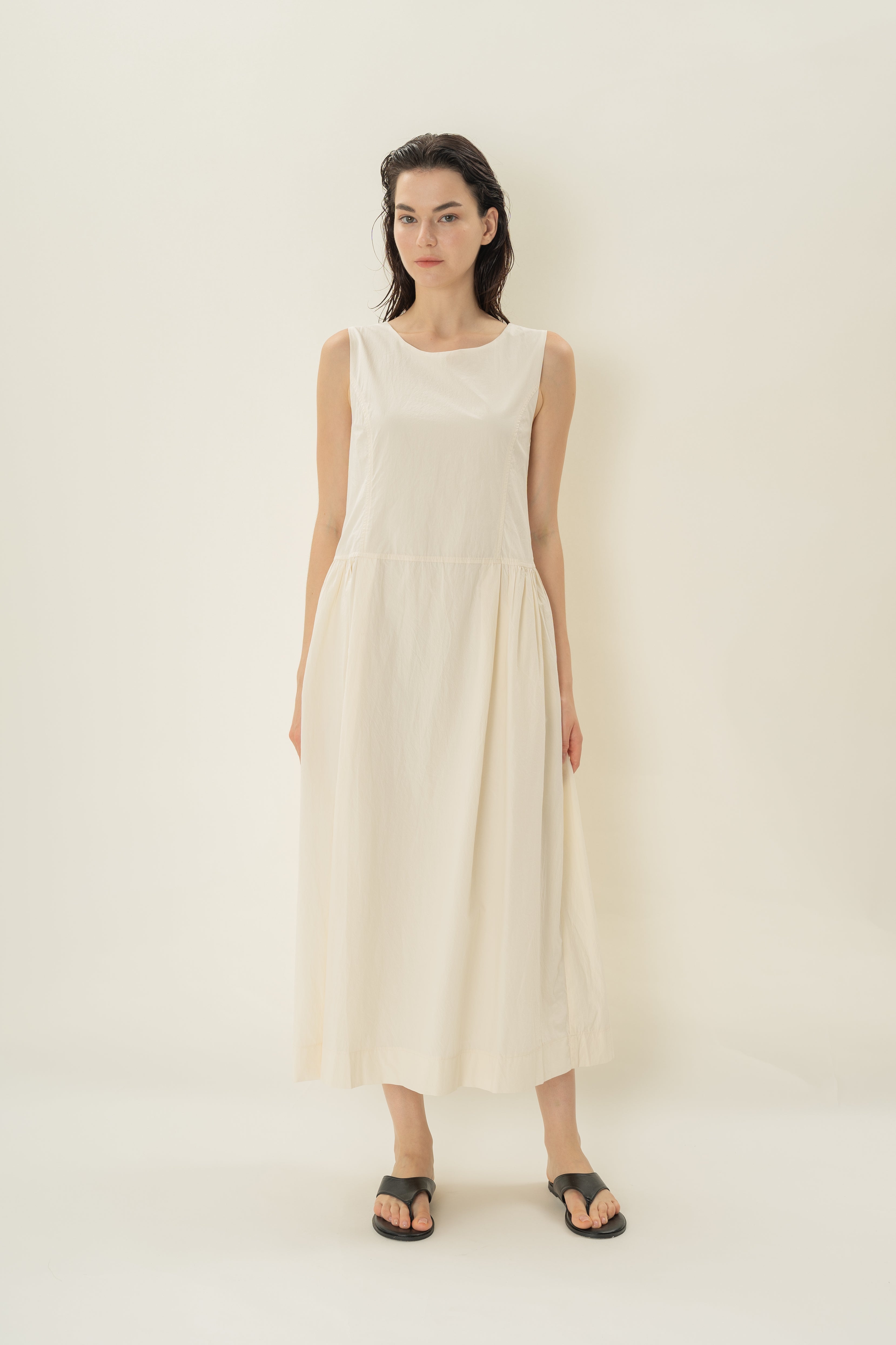 Cotton Poplin Sleeveless Dress in Natural