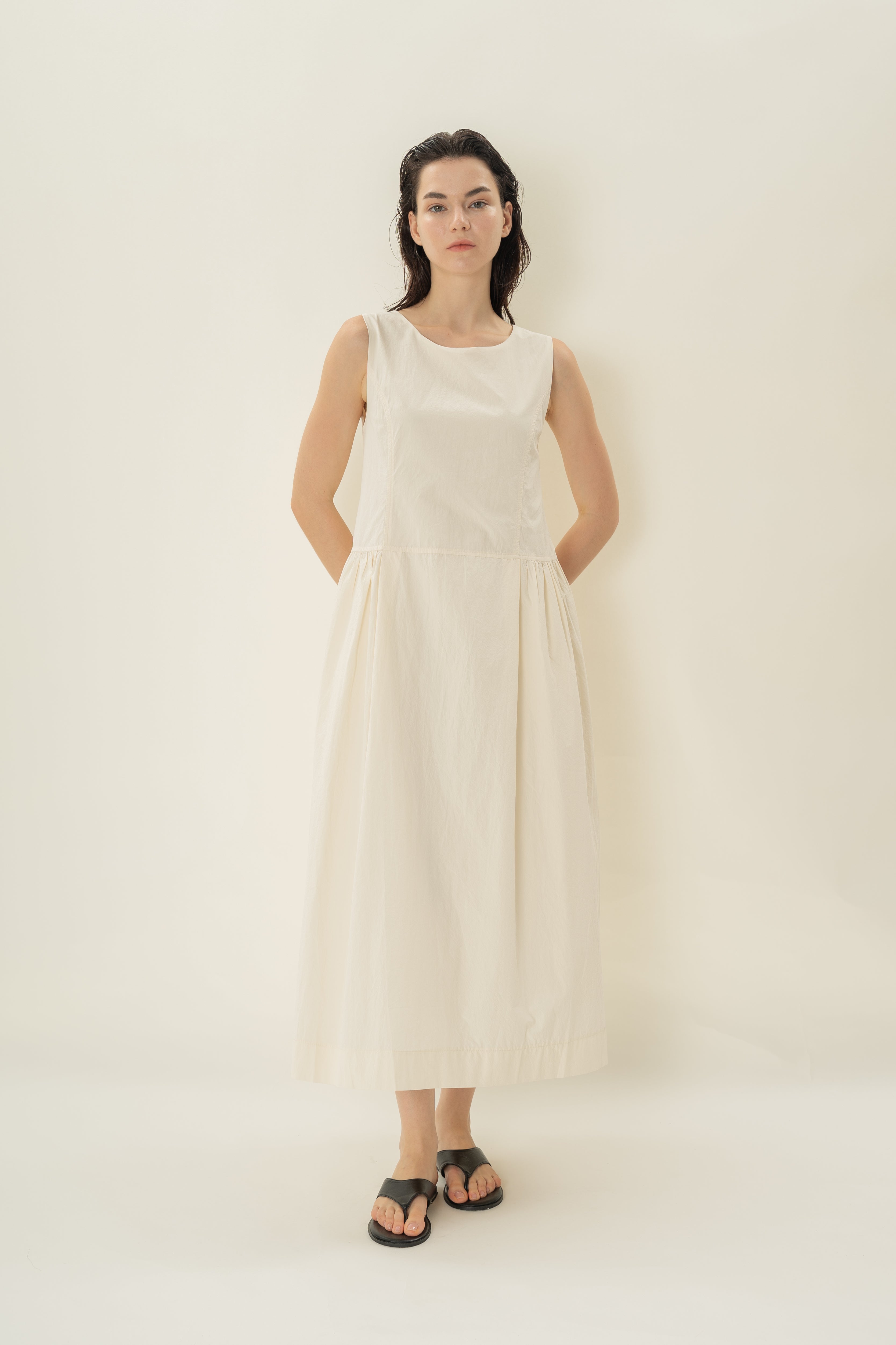 Cotton Poplin Sleeveless Dress in Natural