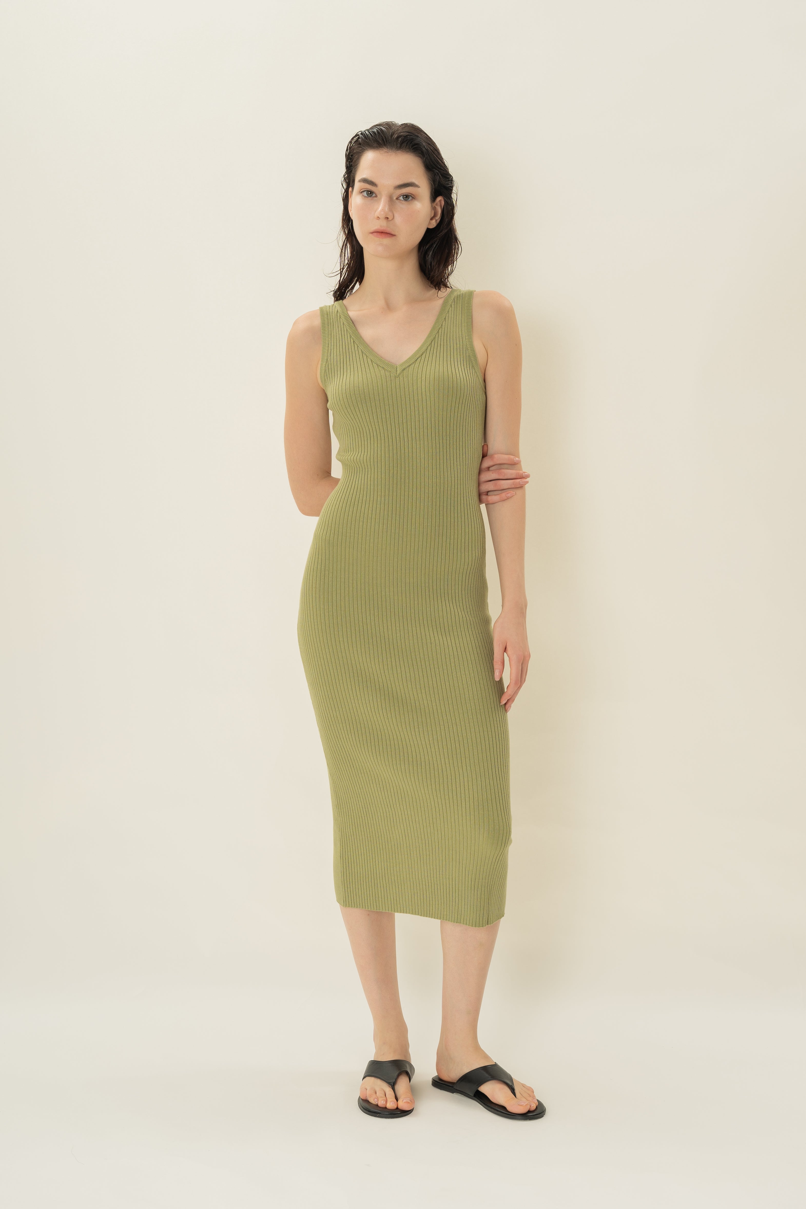 V Neck Ribbed Knit Dress in Fern