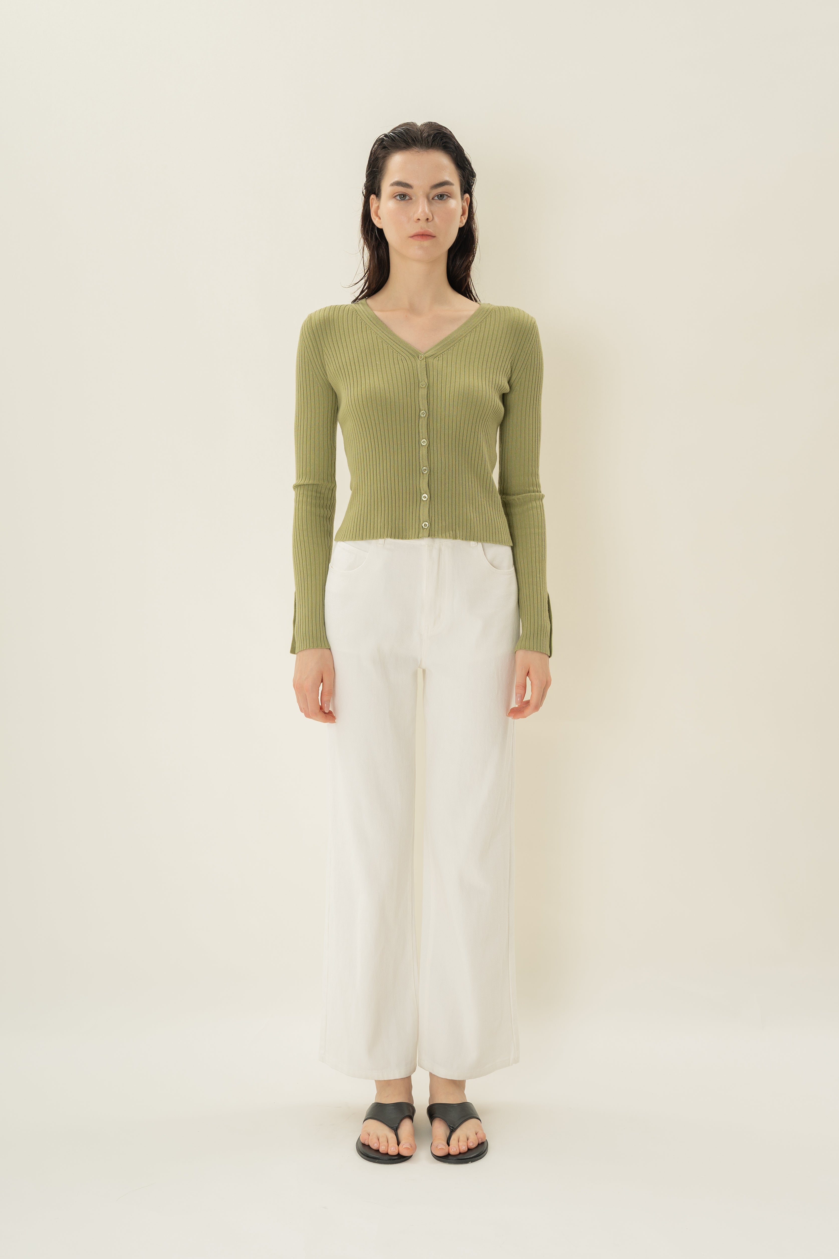Ribbed Knit Button Down Cardigan in Fern