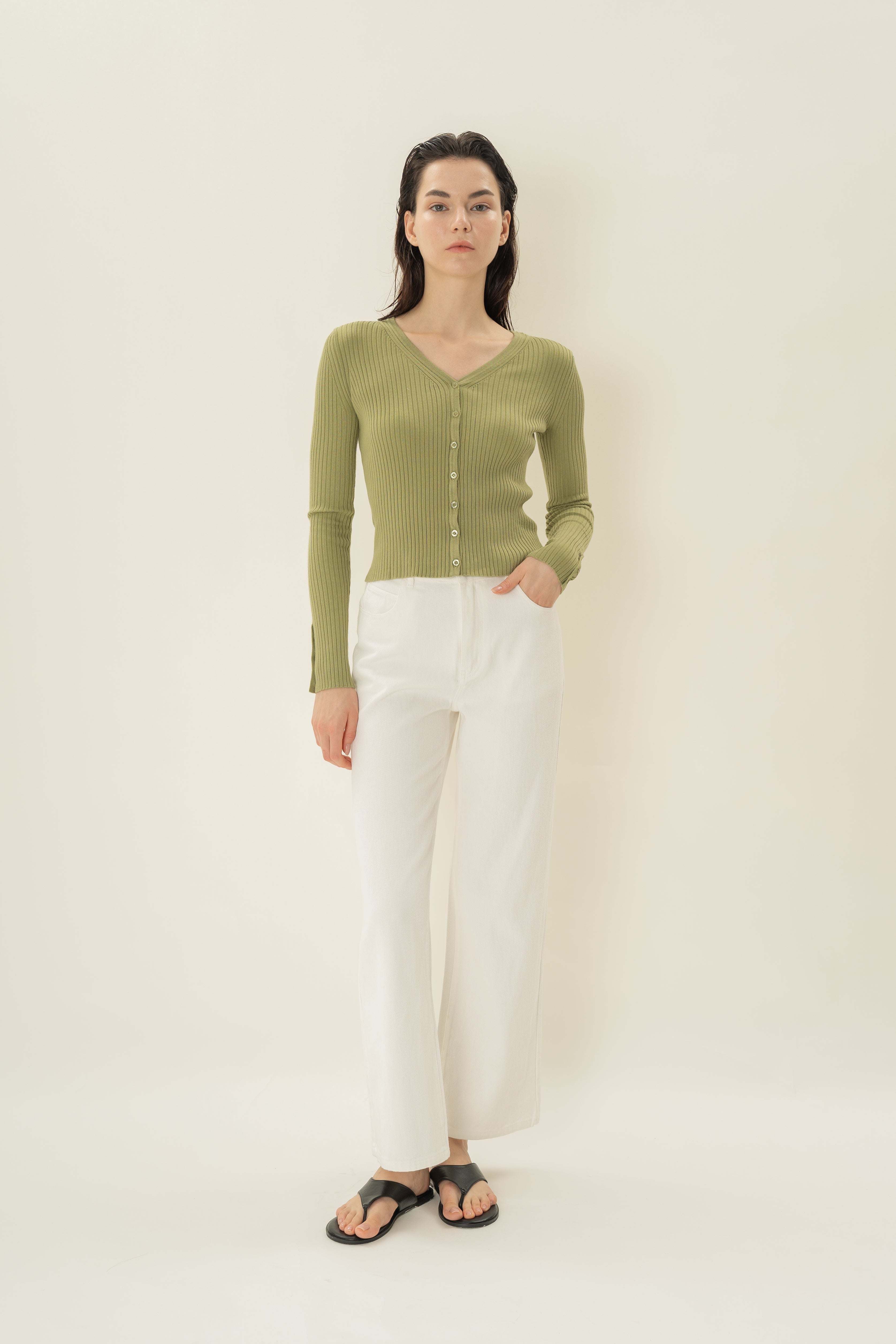 Ribbed Knit Button Down Cardigan in Fern