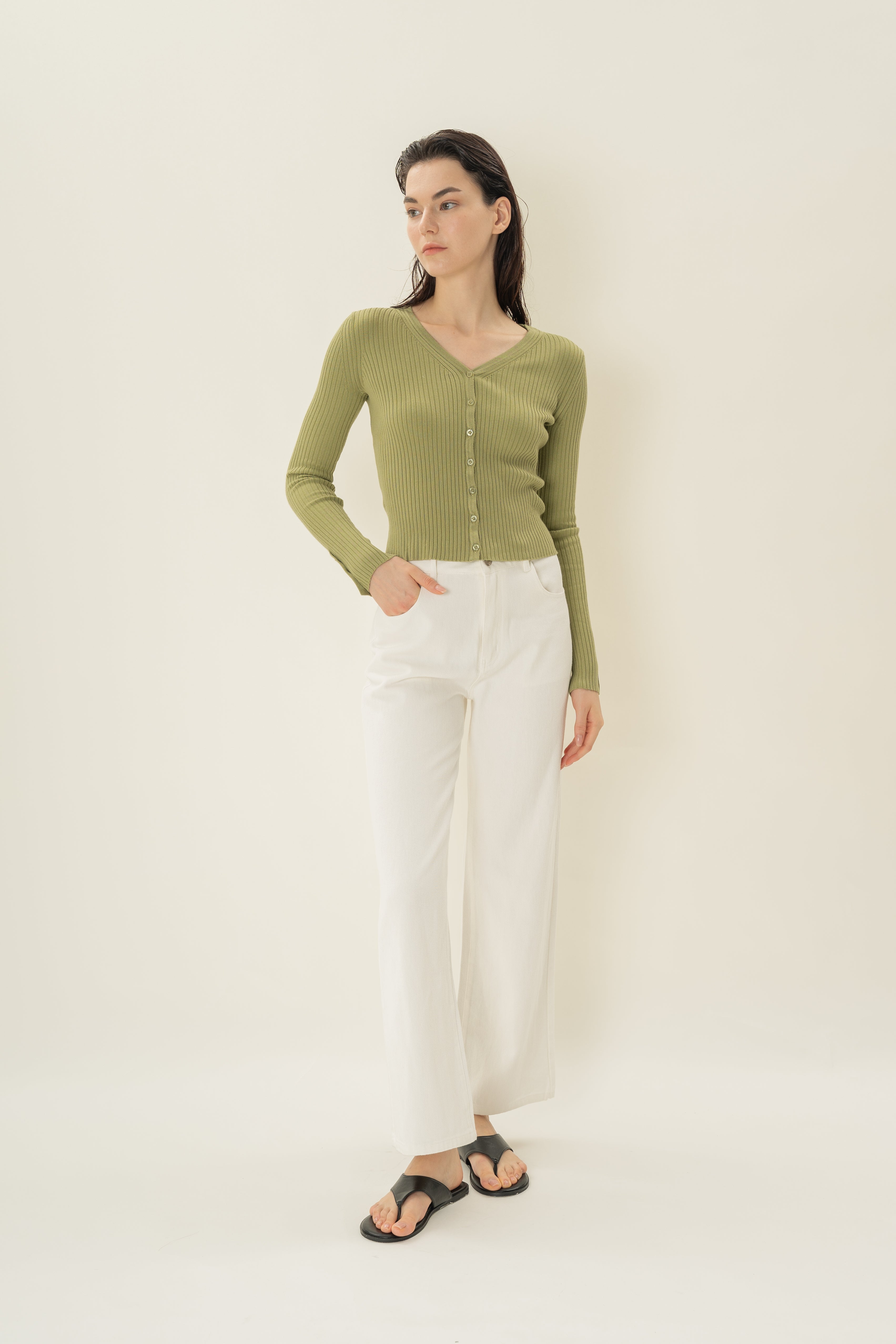 Ribbed Knit Button Down Cardigan in Fern