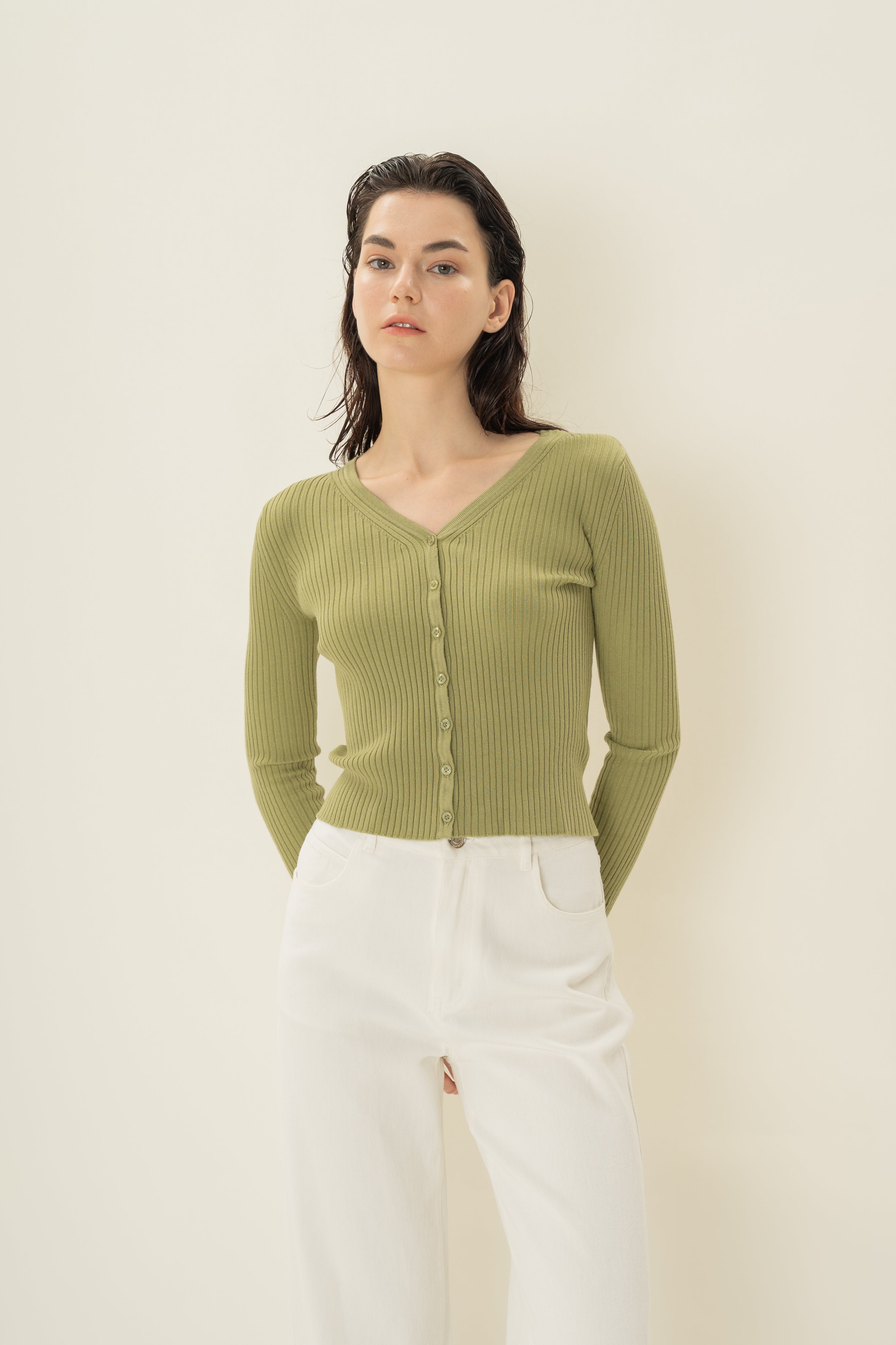 Ribbed Knit Button Down Cardigan in Fern