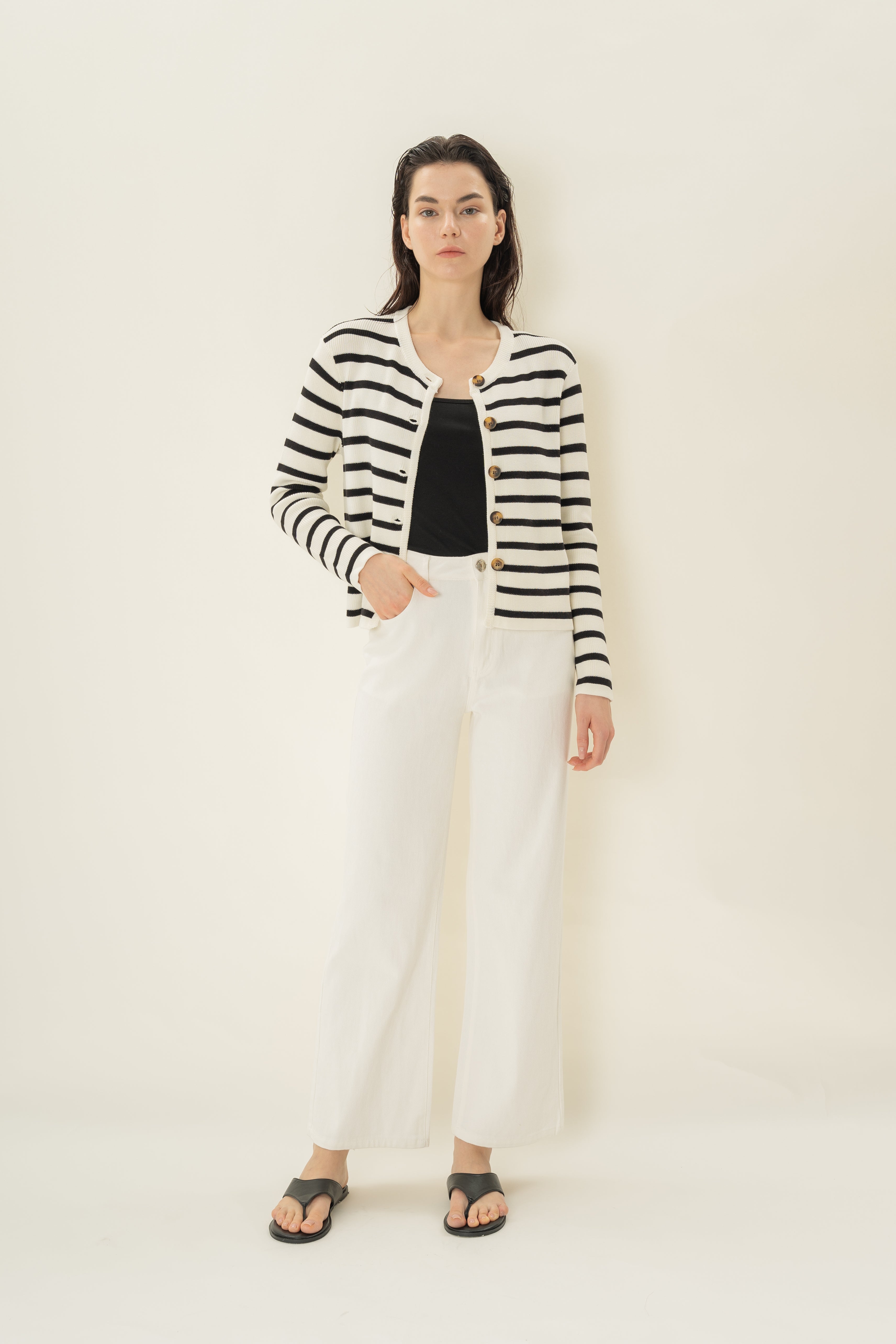 Classic Knitted Cardigan in Stripe