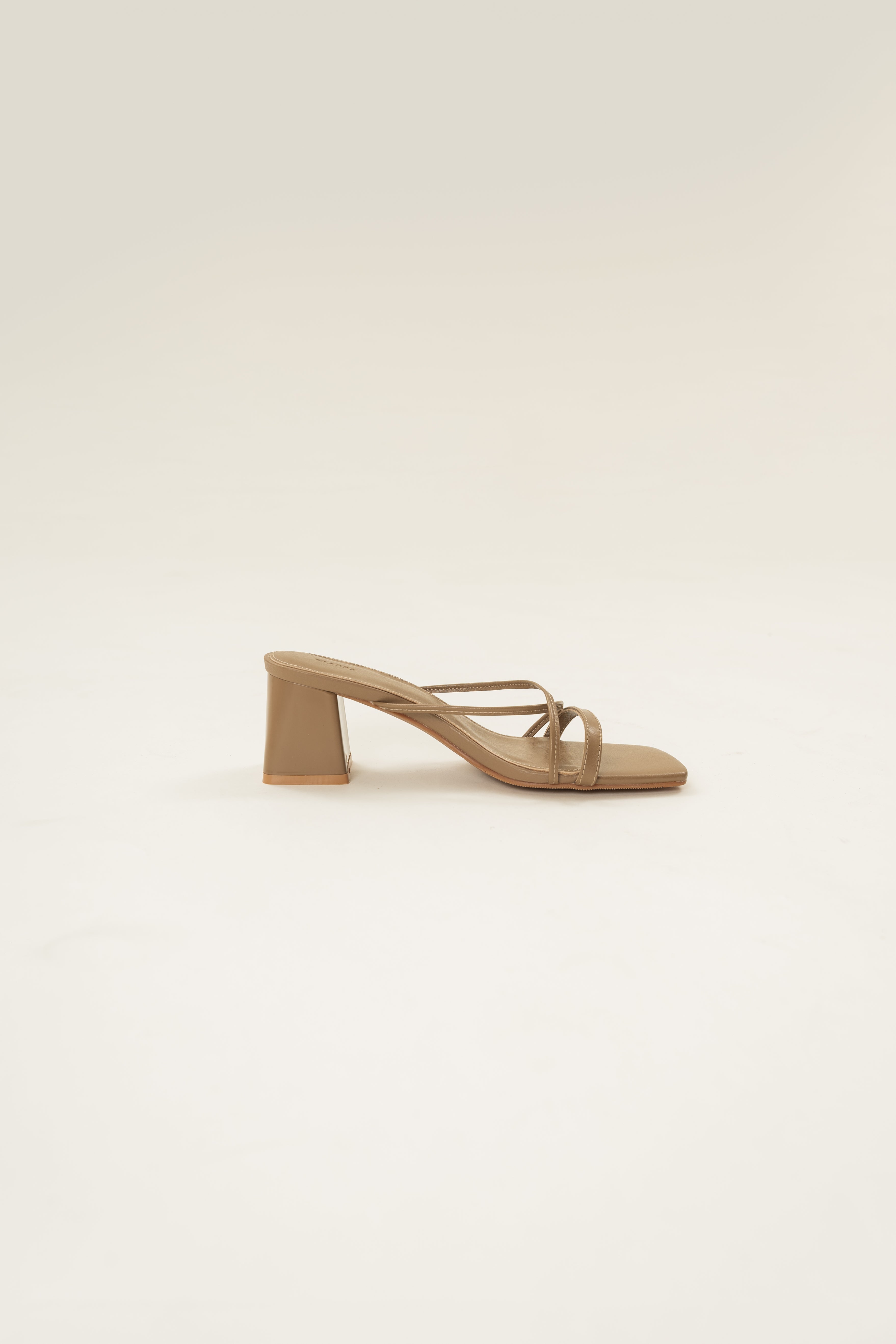 Lais Leather Heels in Oak