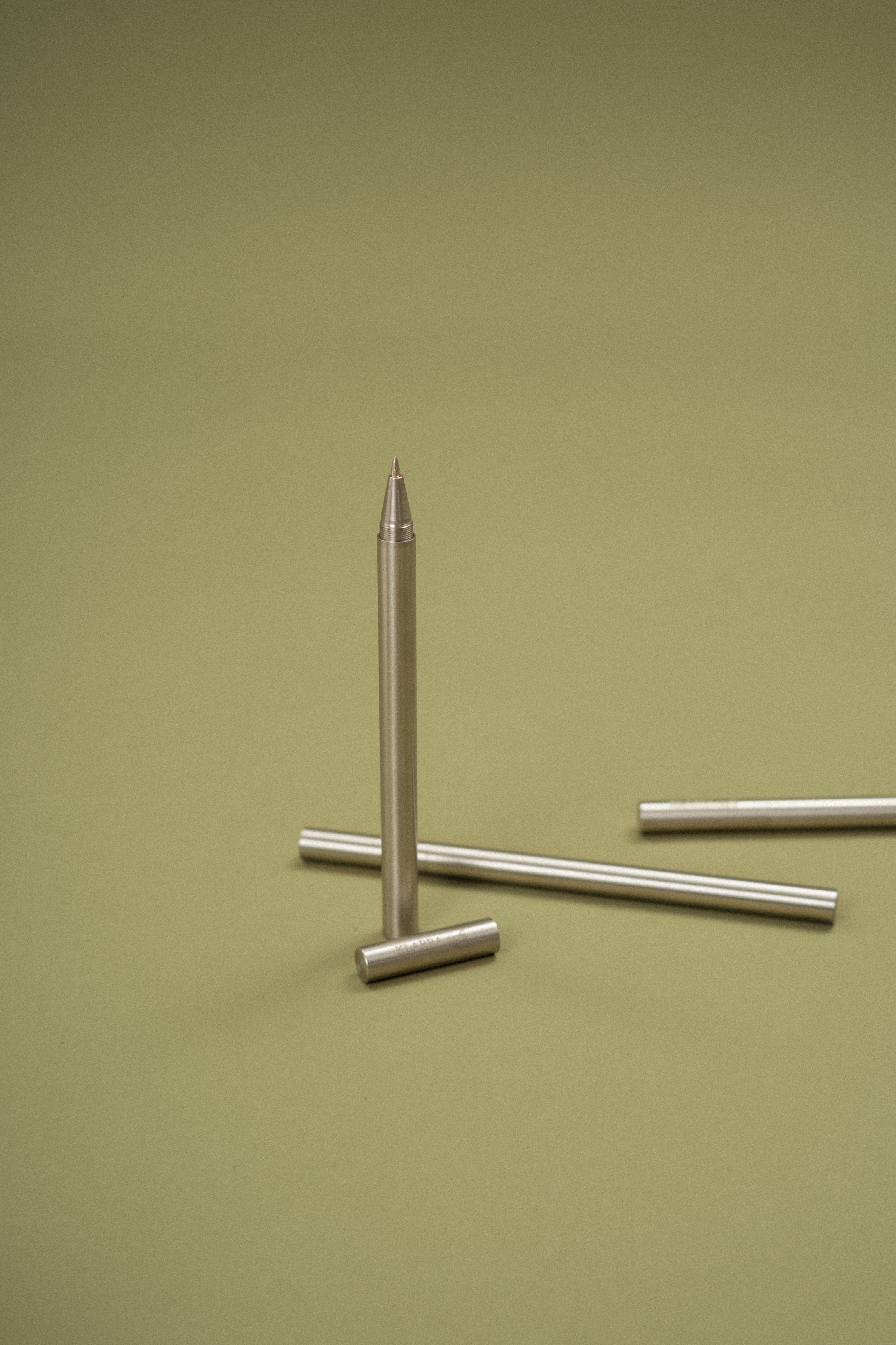 Klarra Cafe Pen in Silver