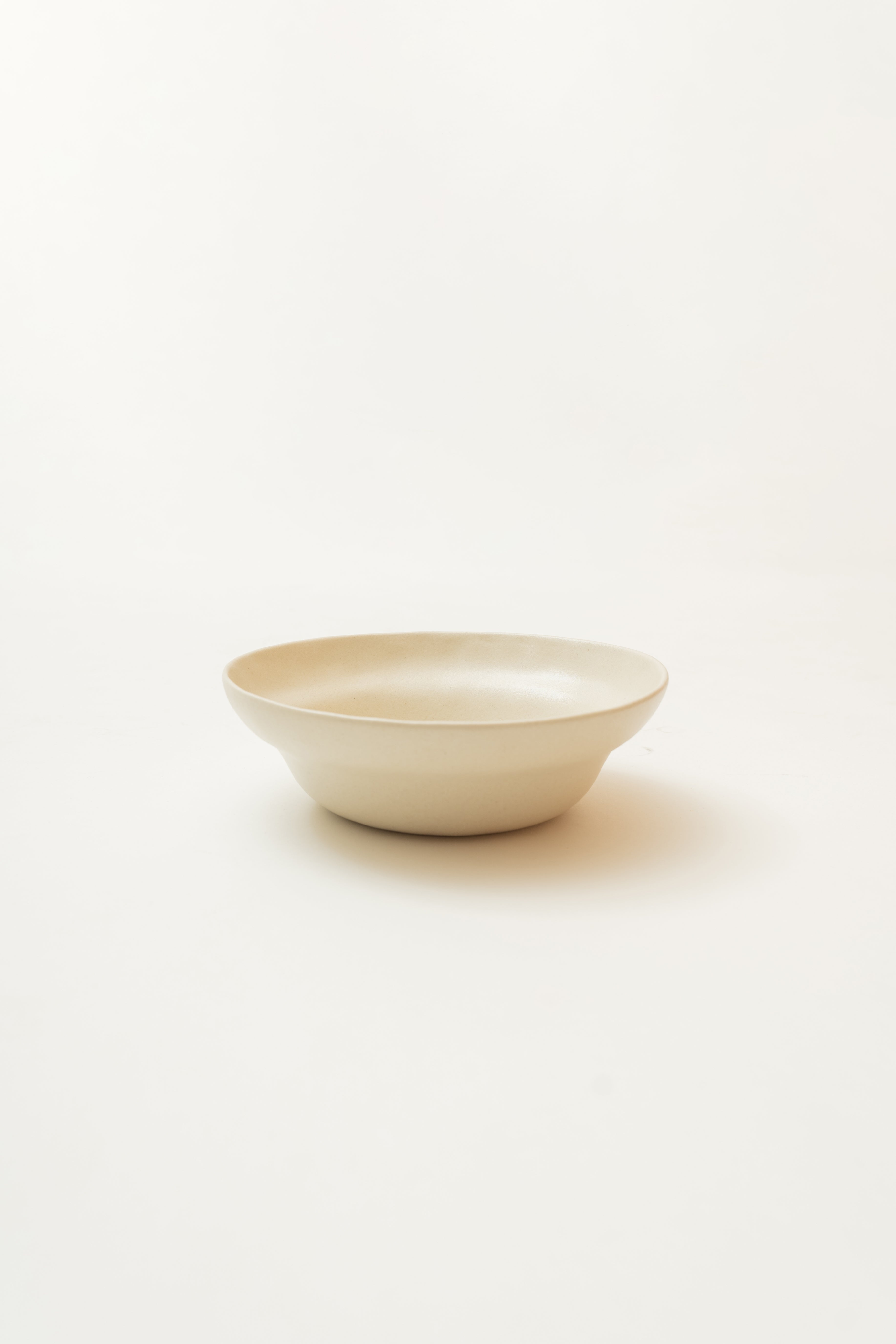 Serving Bowl in Cream