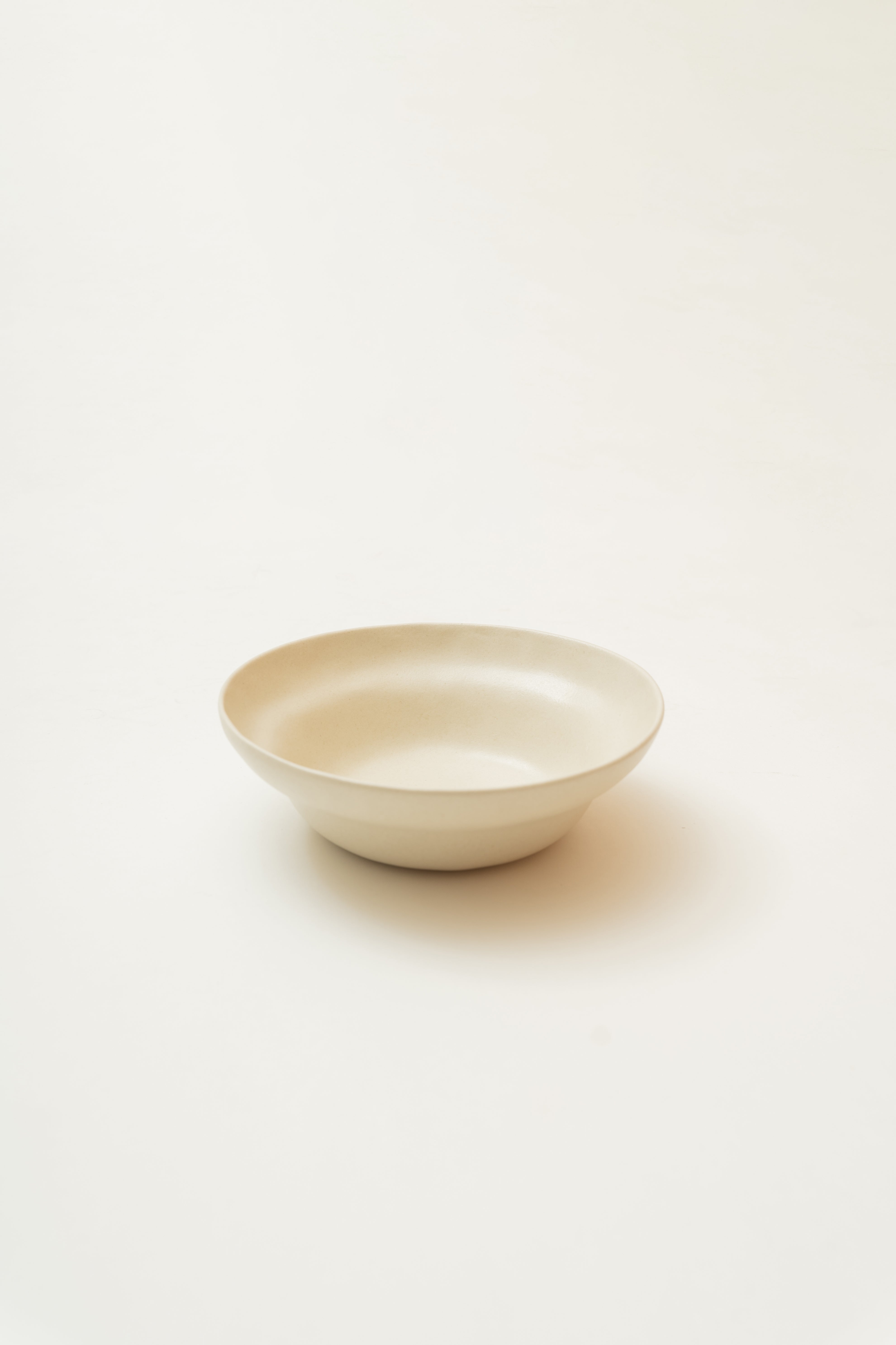 Serving Bowl in Cream