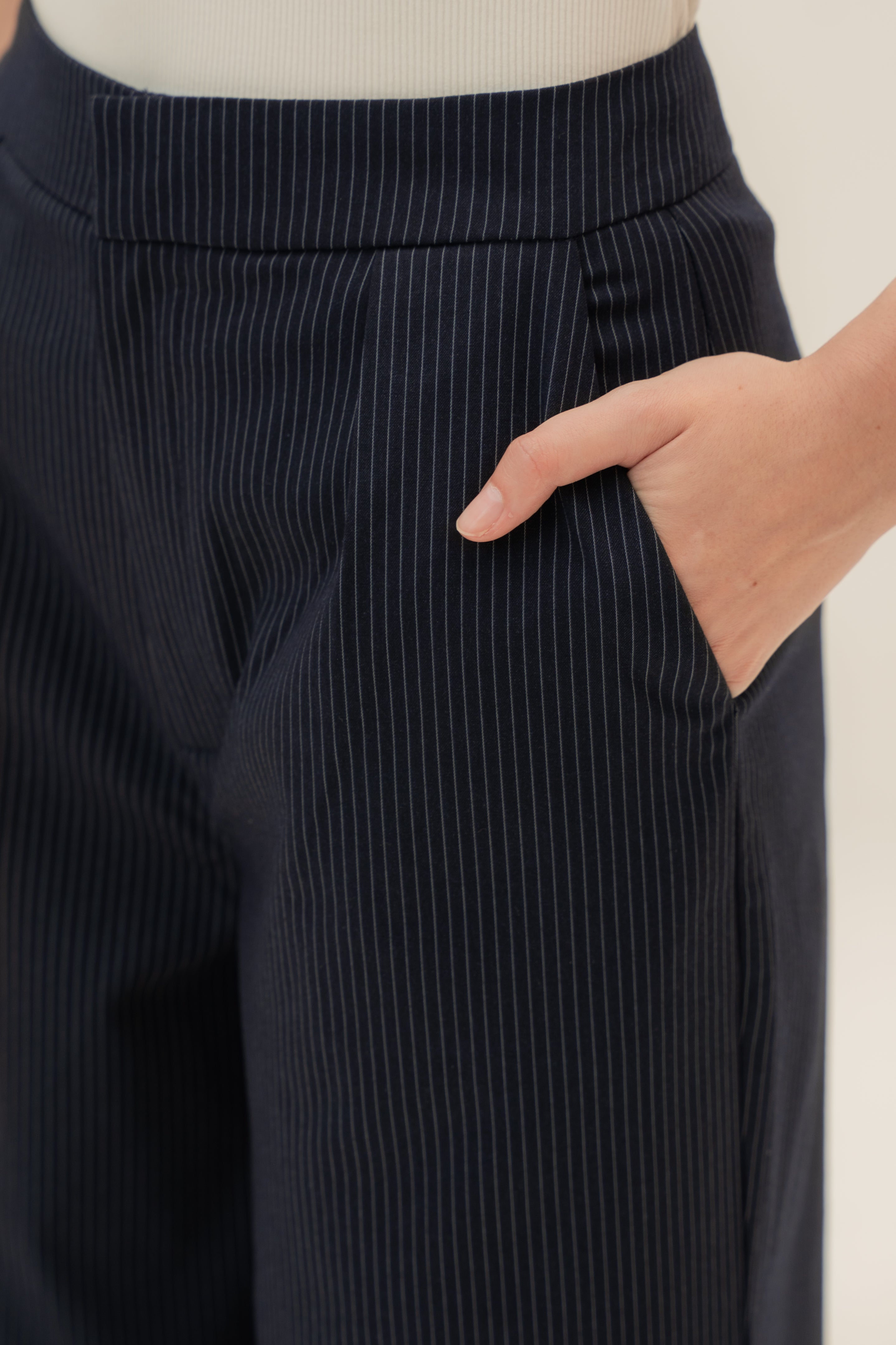 Petite Suiting Pleated Trousers in Pinstripe Navy