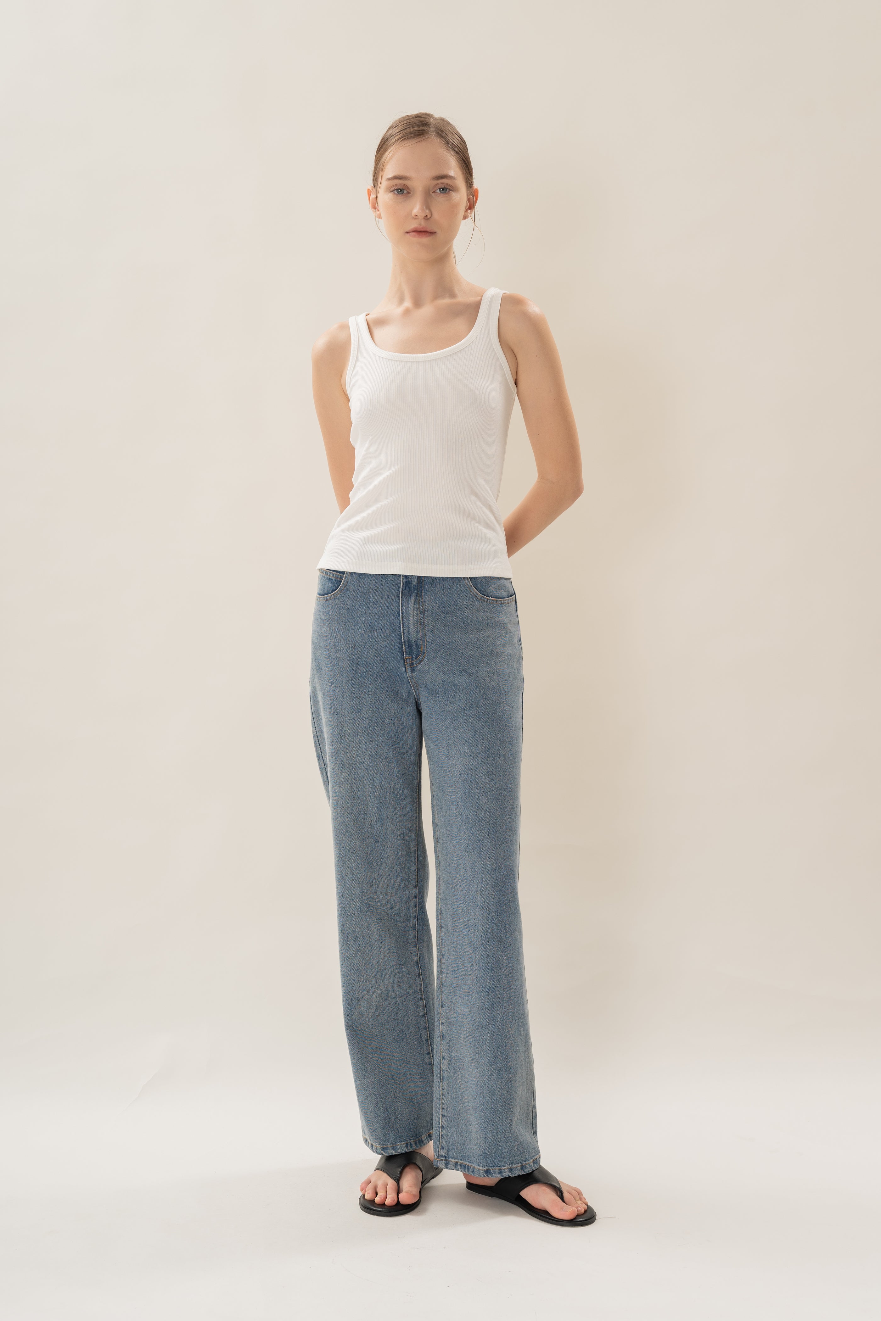 Scoop Neck Tank Top in White