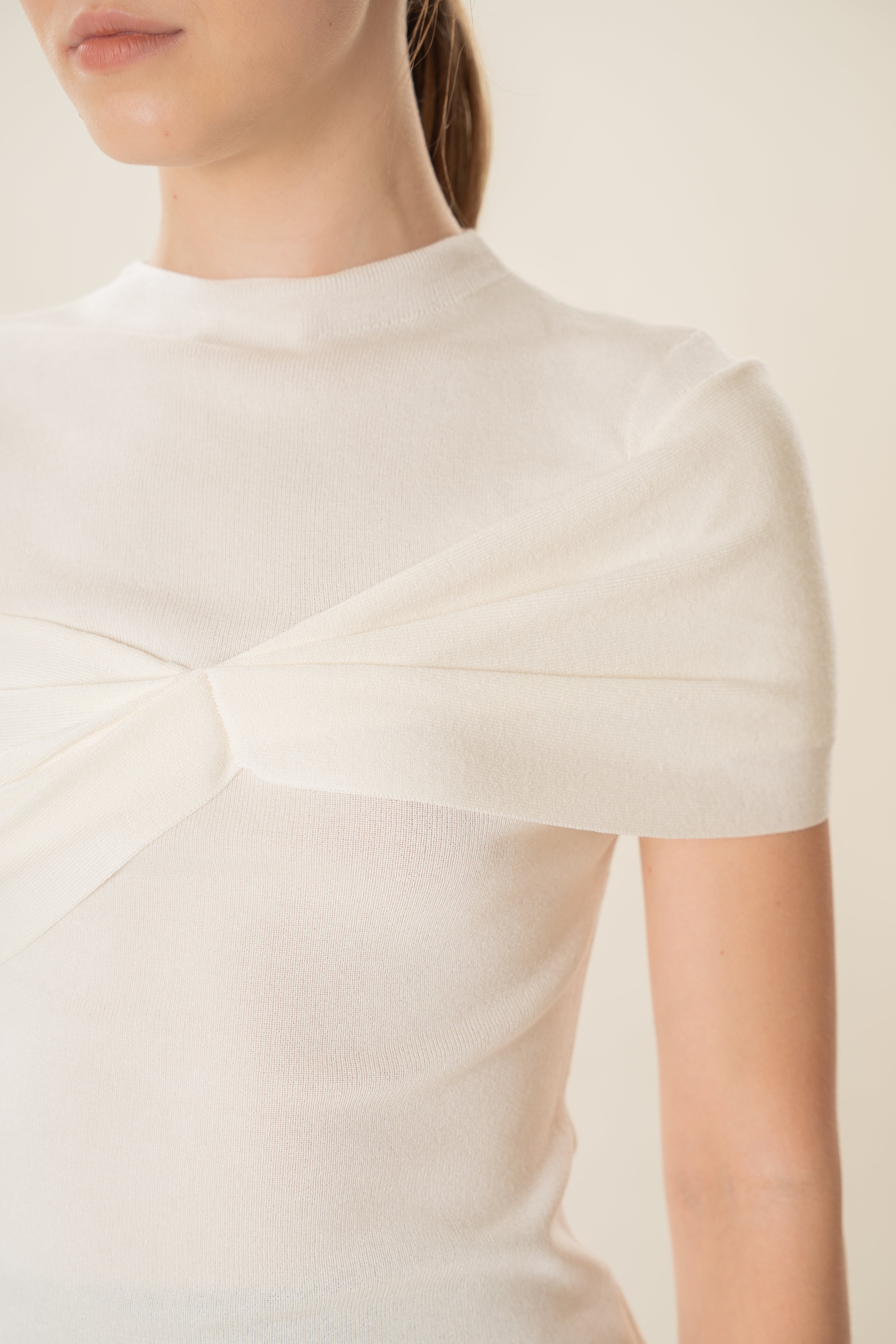 Knitted Top With Front Bow Detailing in Natural