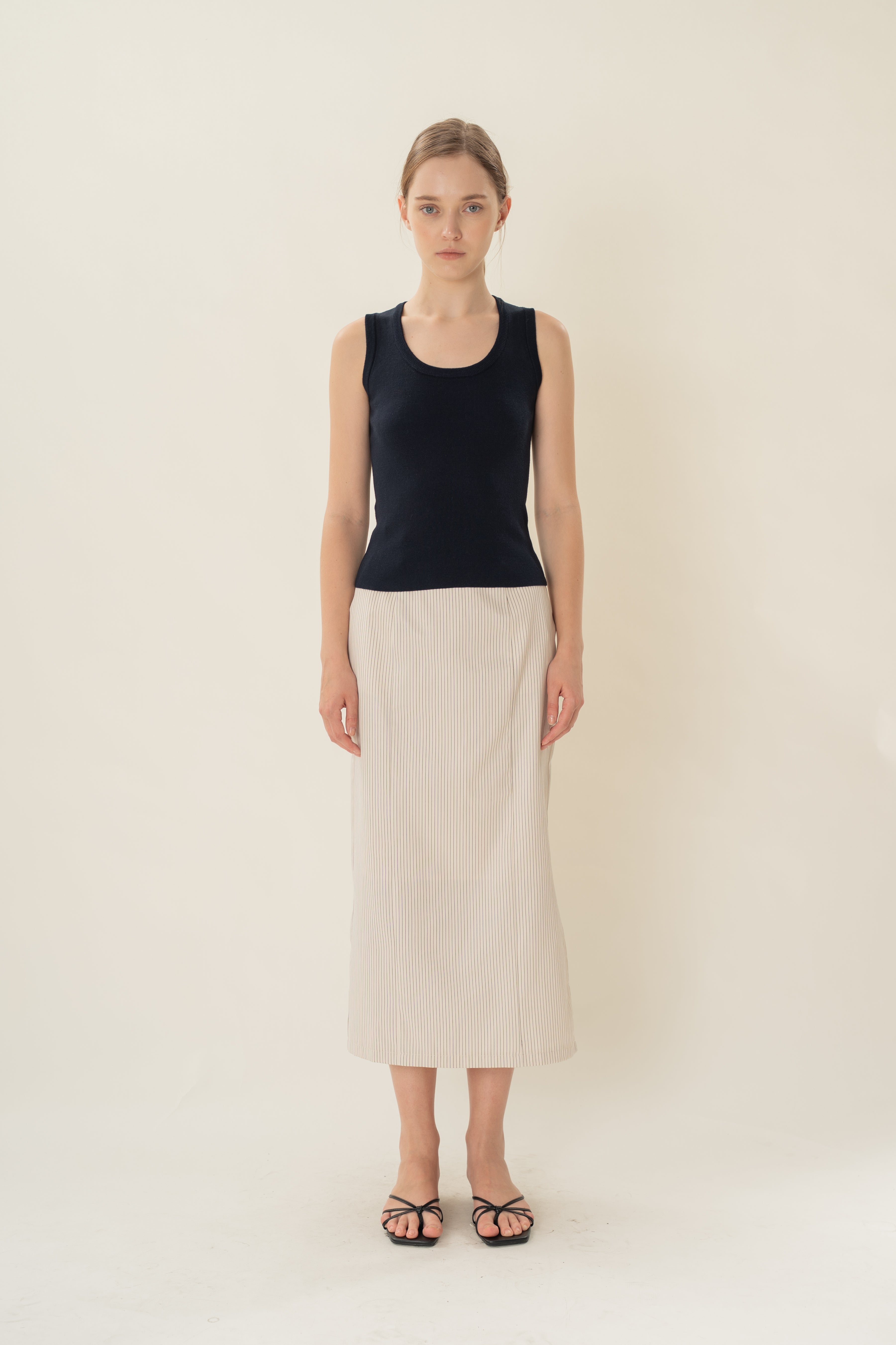 Round Neck Knitted Tank in Midnight